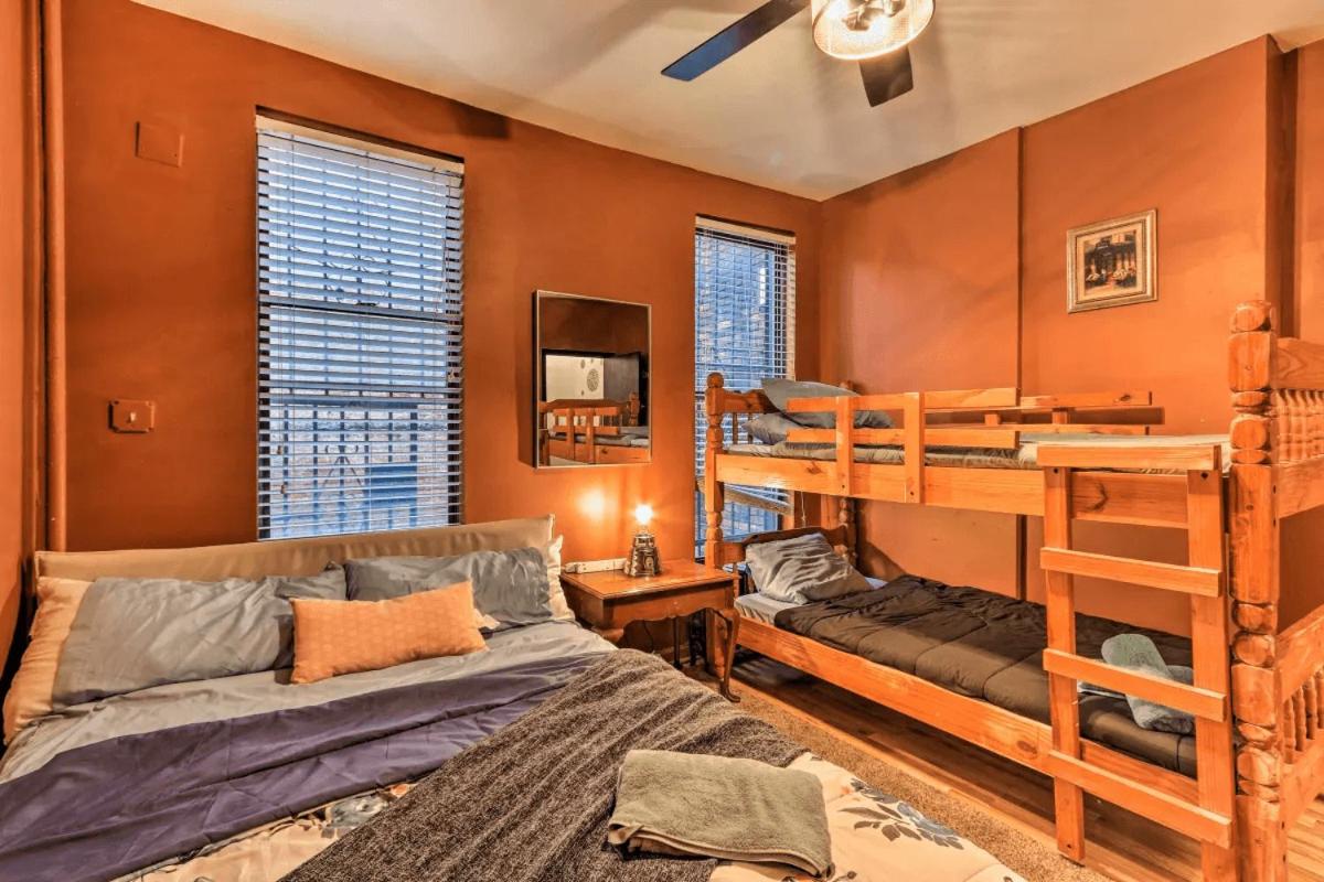 One-Bedroom House - Photo 17