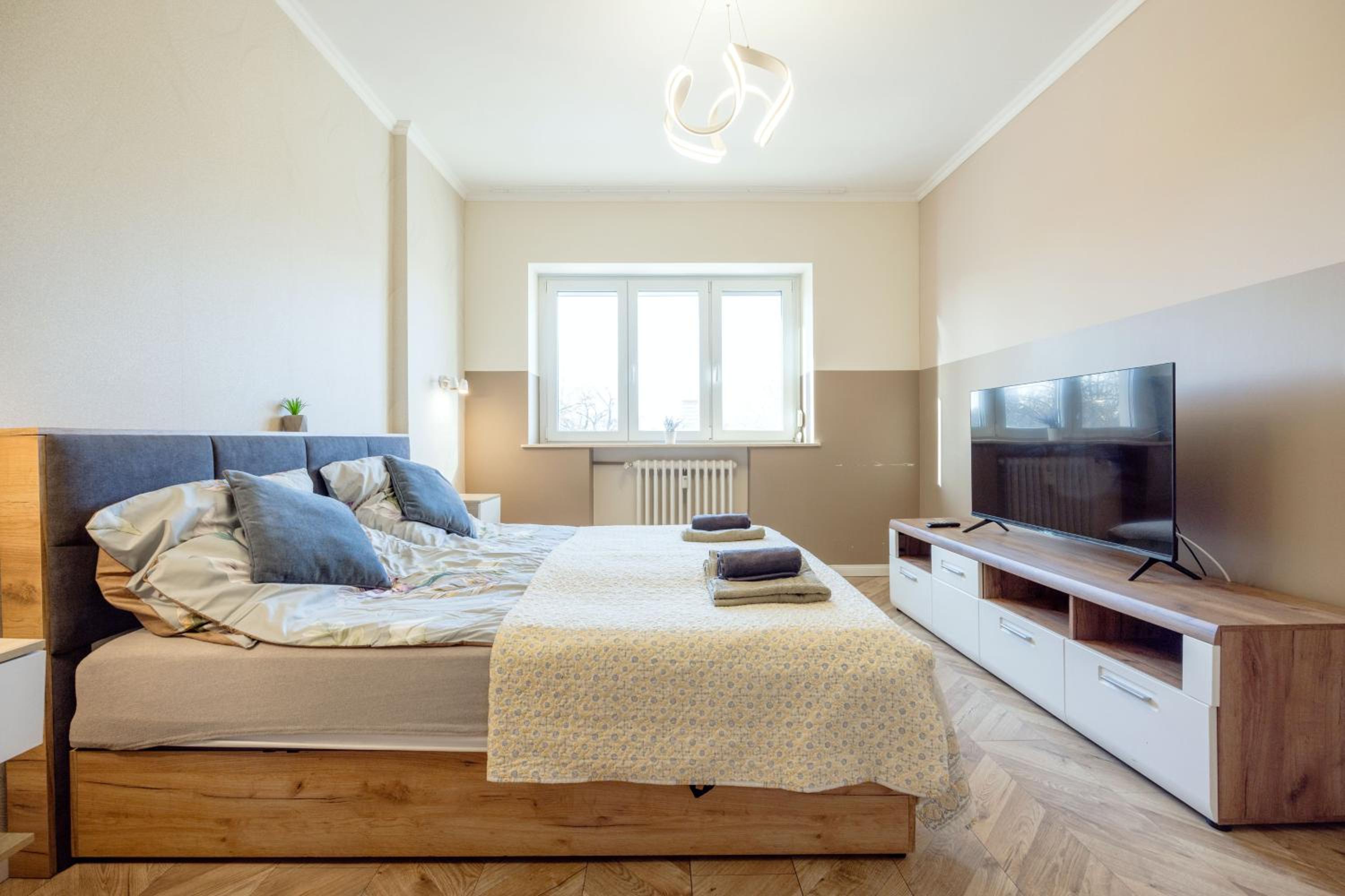 Apartment with Balcony