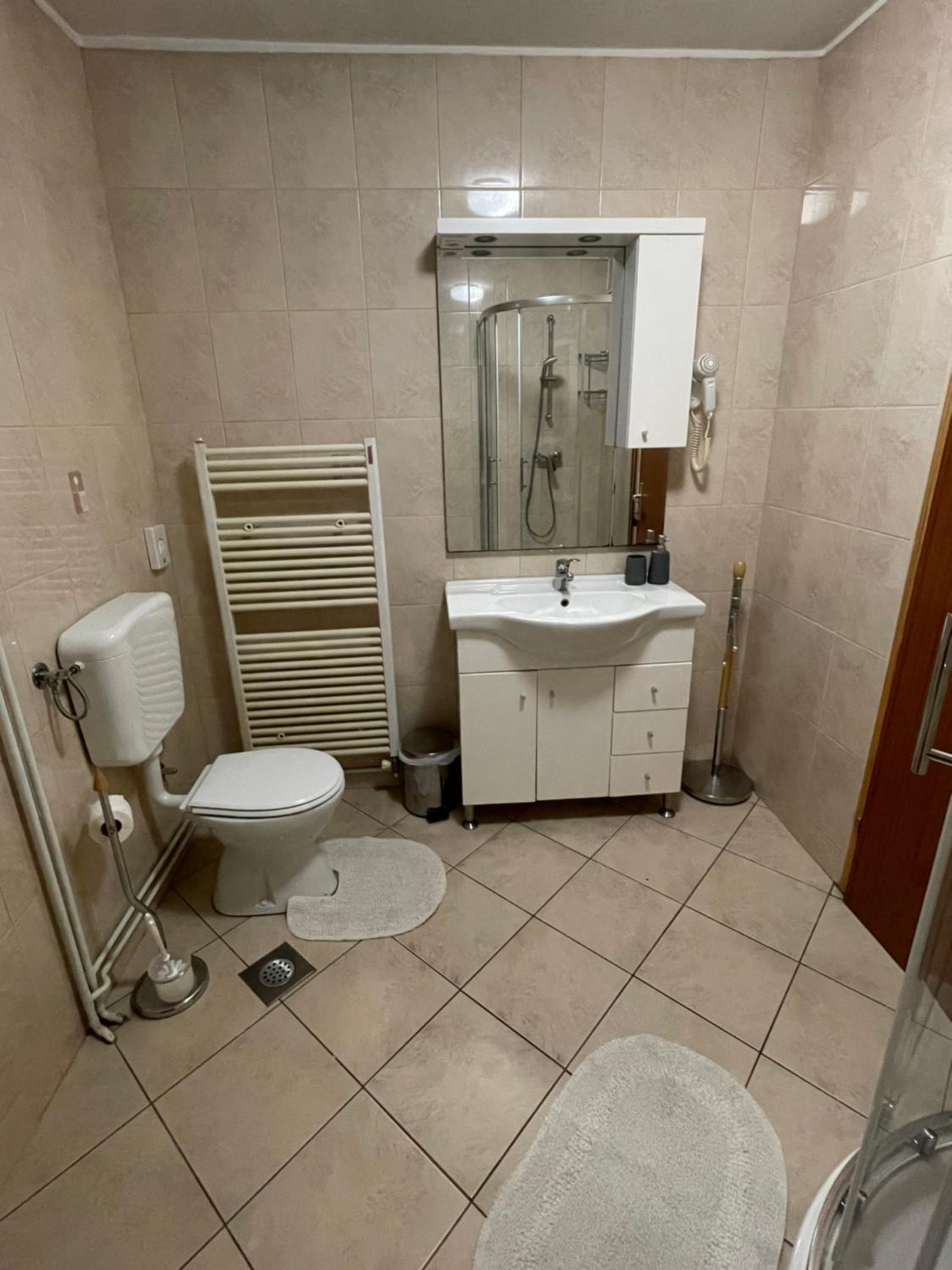 Two-Bedroom Apartment - Photo 4
