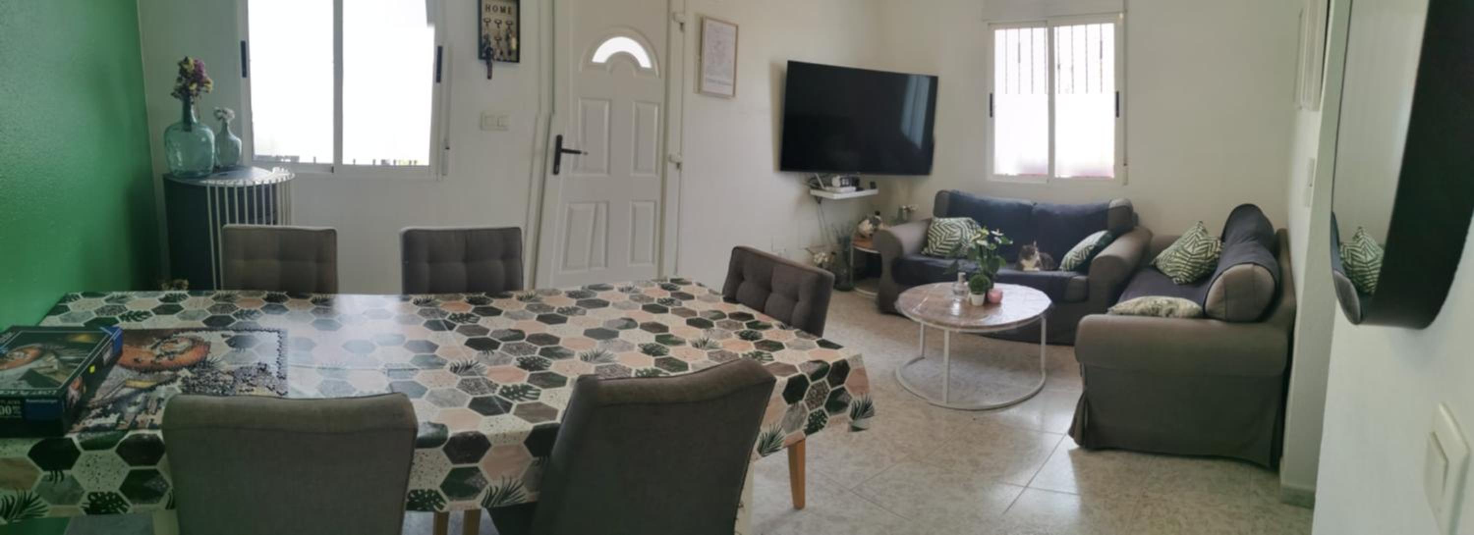 Three-Bedroom House photo 3