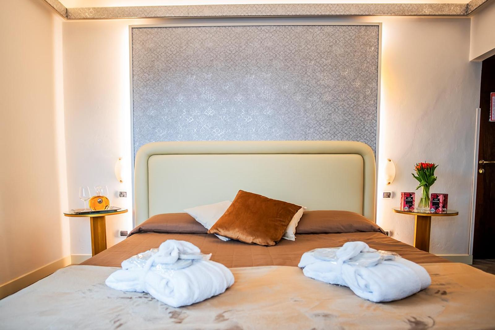Superior Double Room - Photo 21