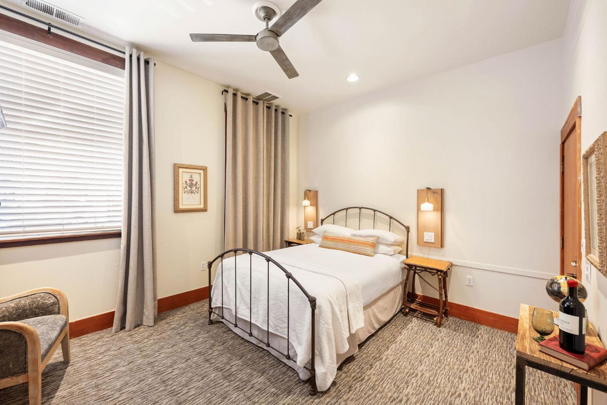 Standard Queen Room Accessible, Ensuite (Room 1) photo 1