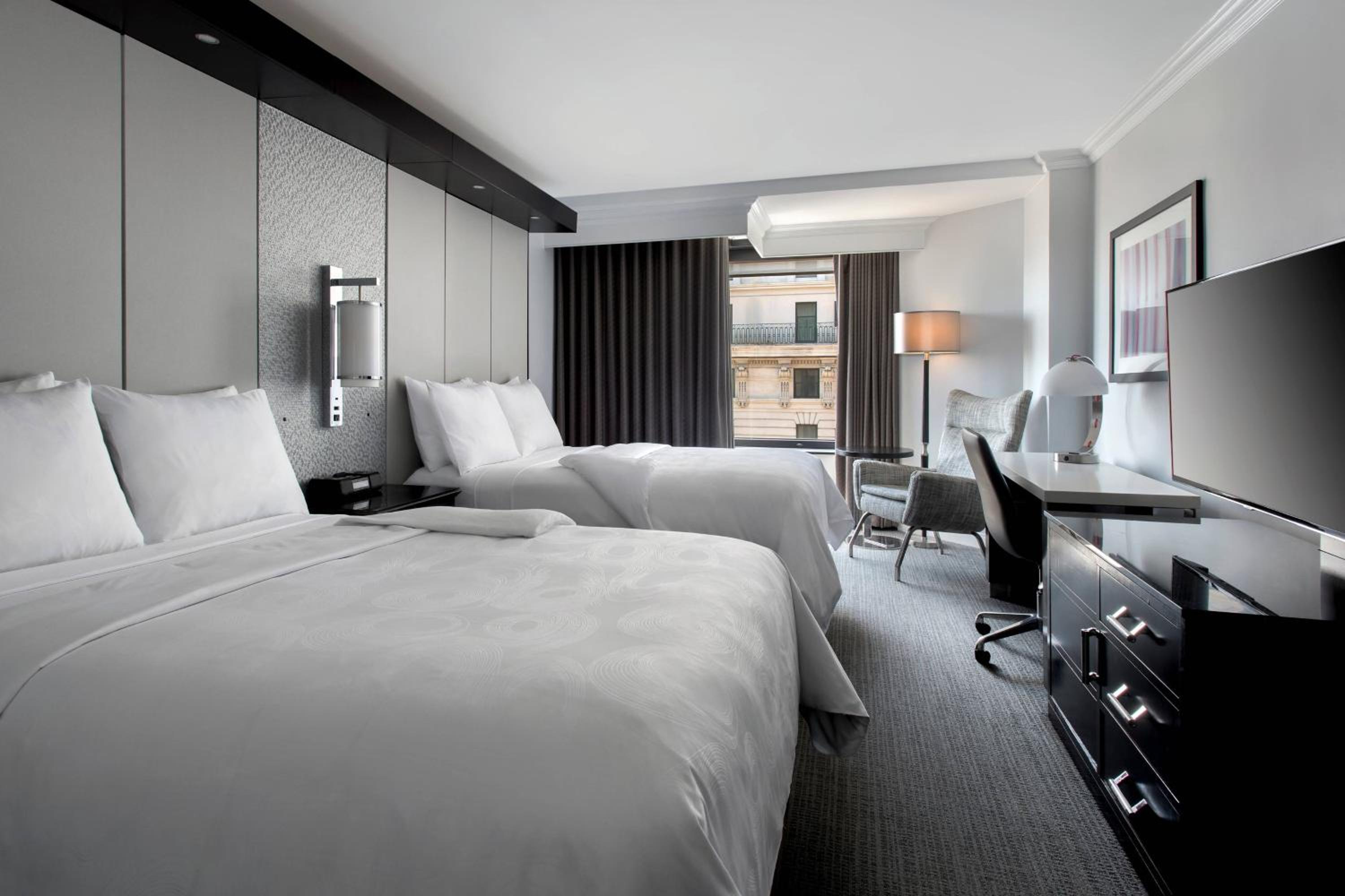 Double Room with Two Double Beds - Hearing Accessible  photo 3