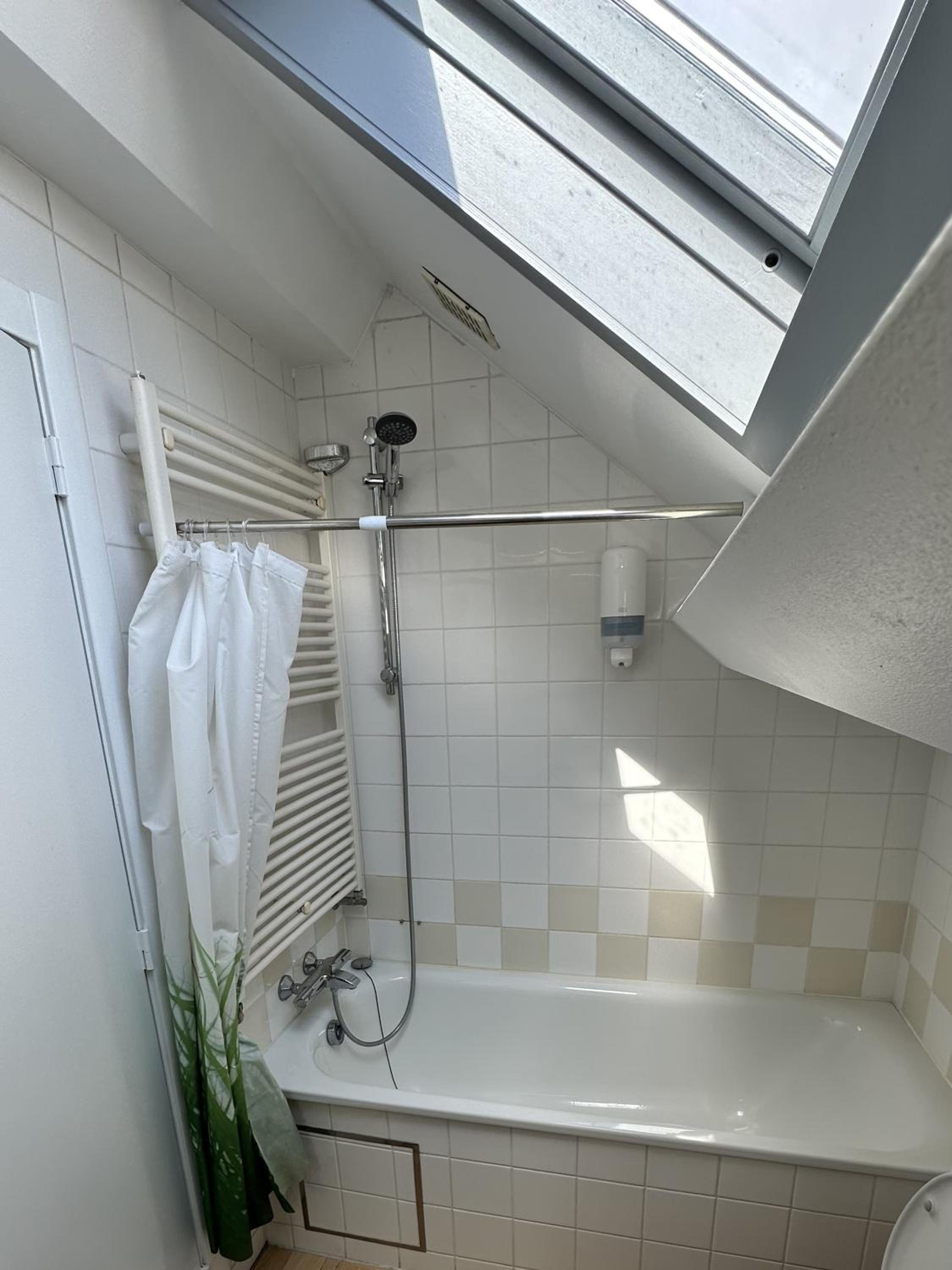 One-Bedroom Apartment with Terrace photo 3
