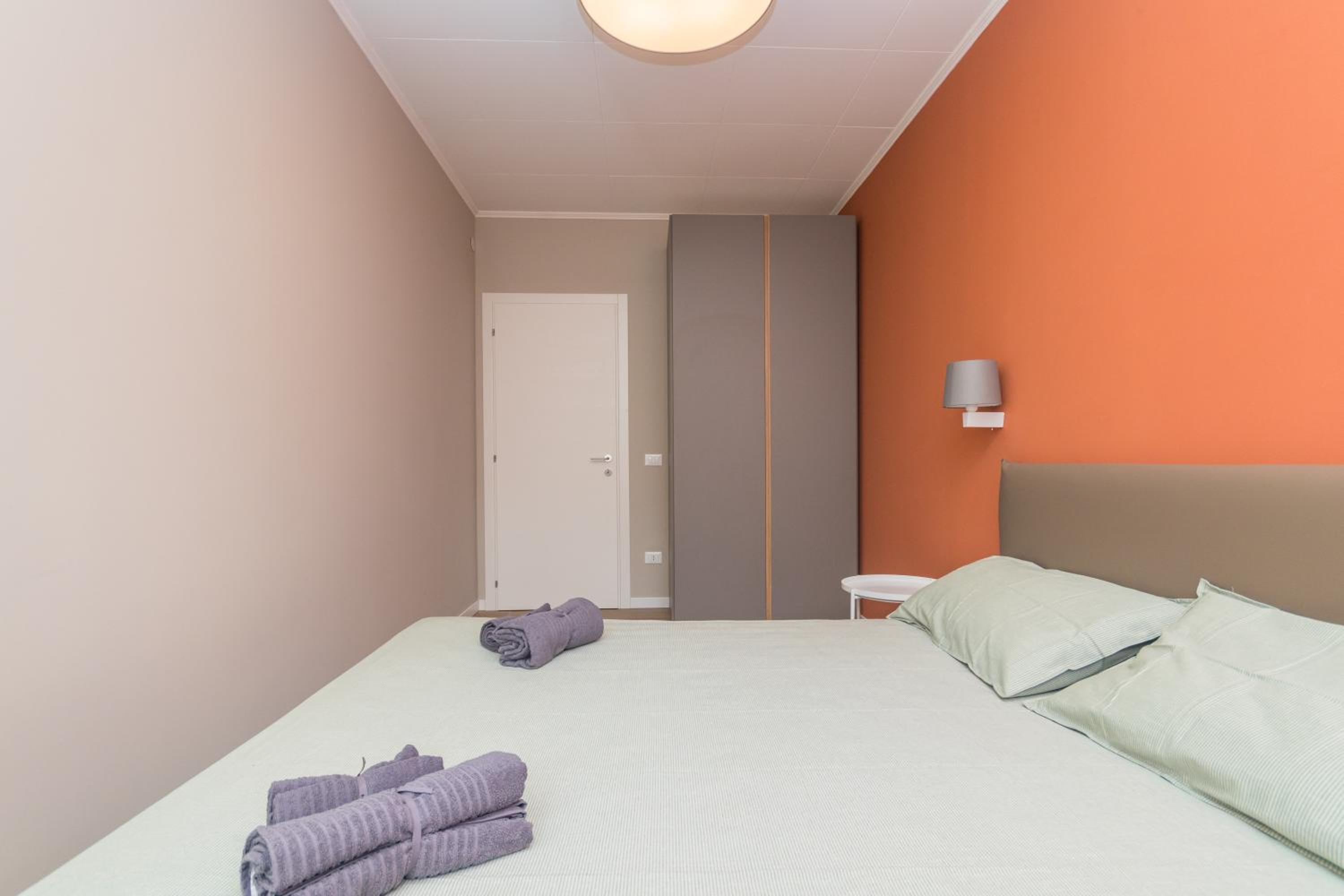 Two-Bedroom Deluxe Apartment with Balcony