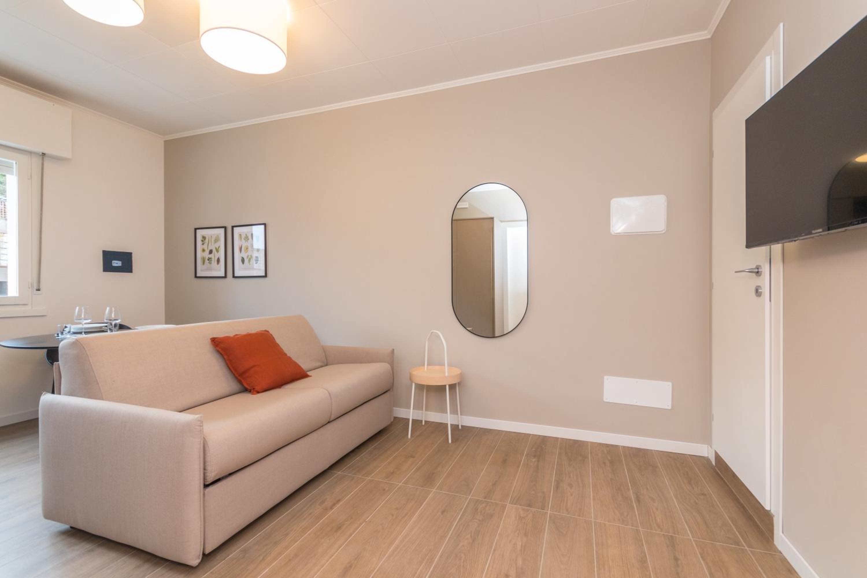 Studio Apartment
