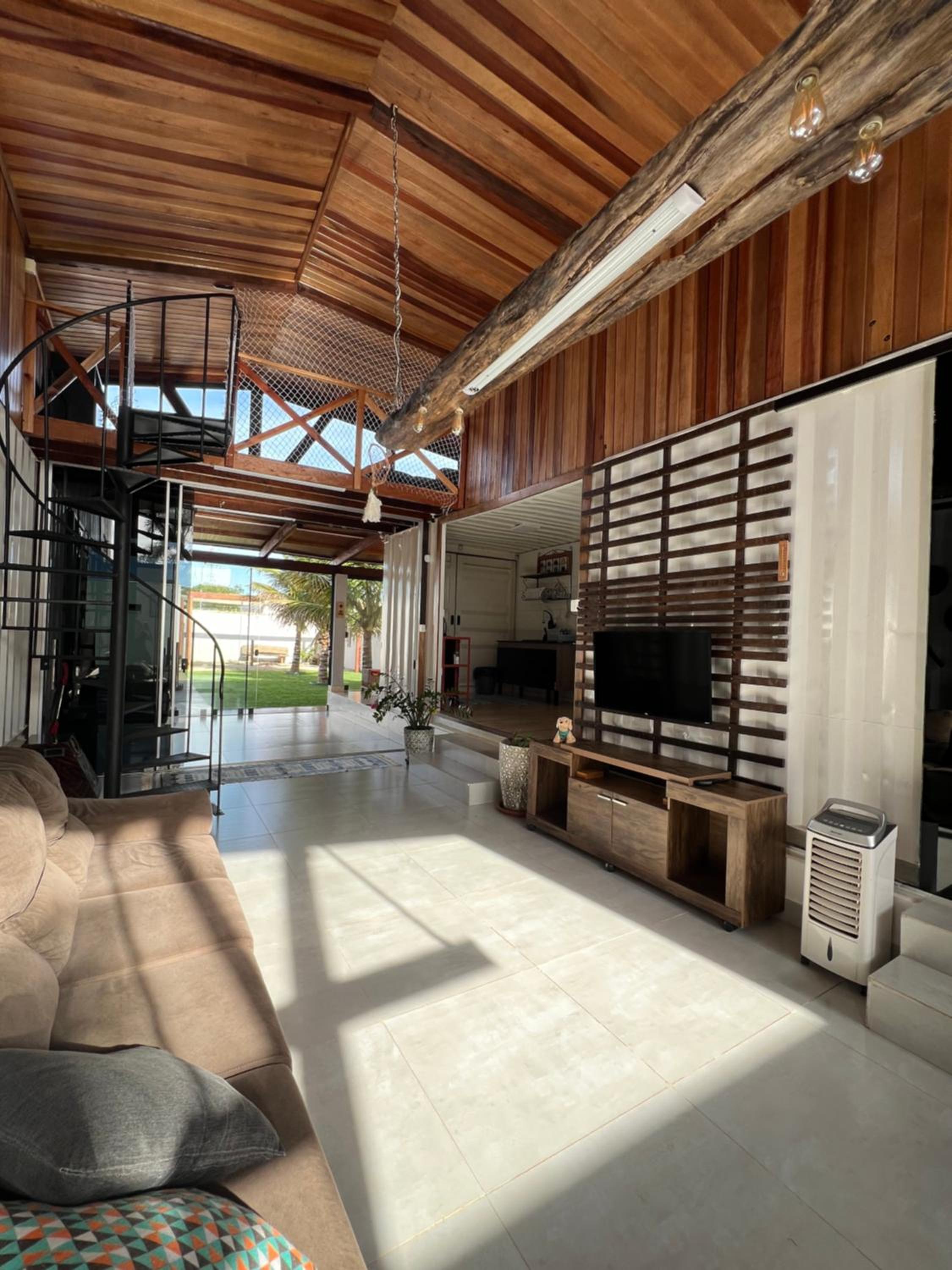 Four-Bedroom House photo 1