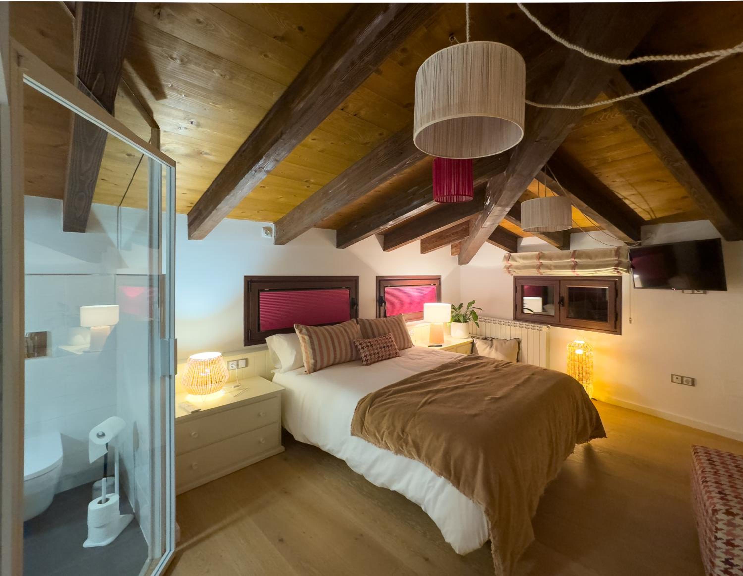 Standard Double Suite photo 3