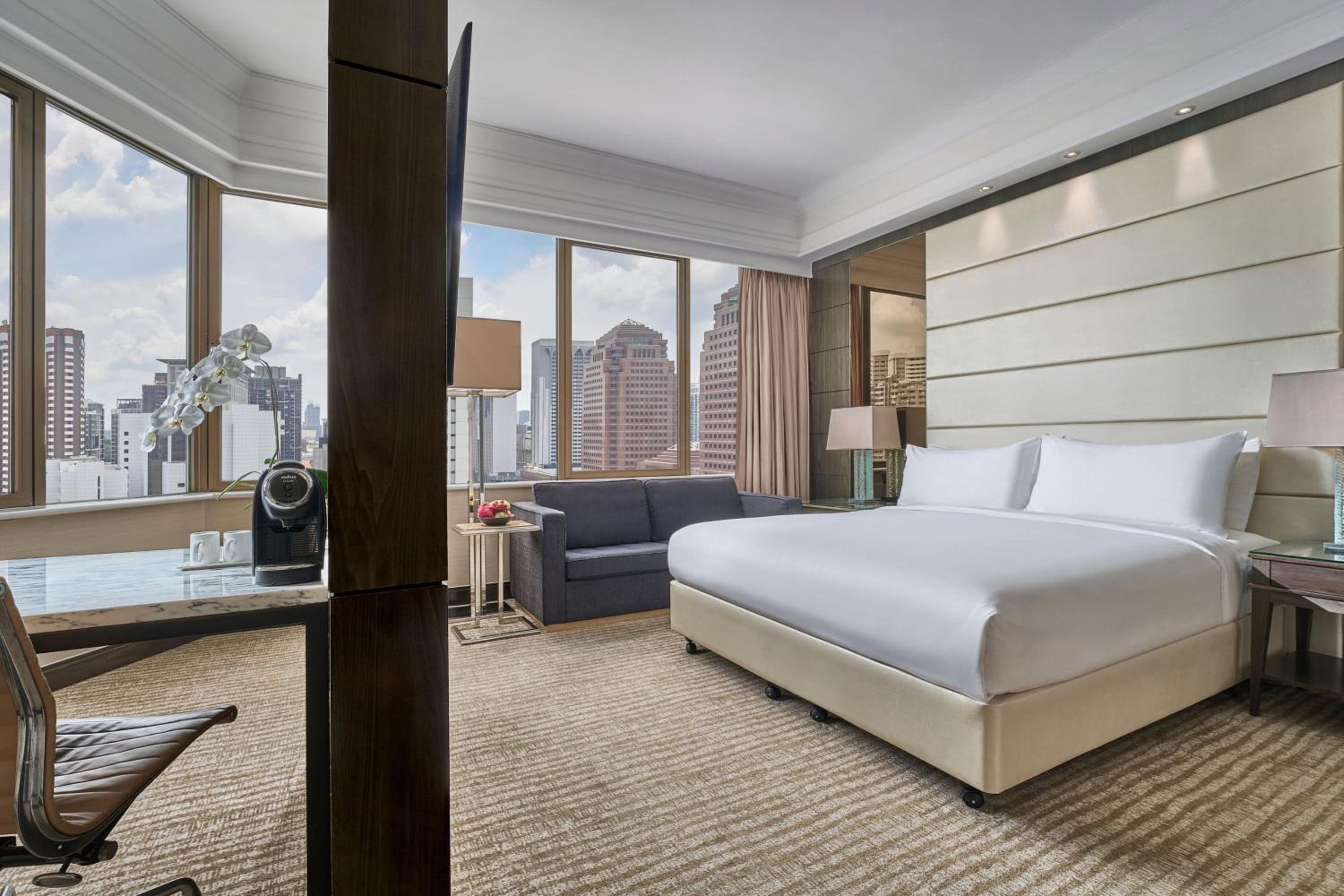 Executive Club, High Floor, Club Lounge Access