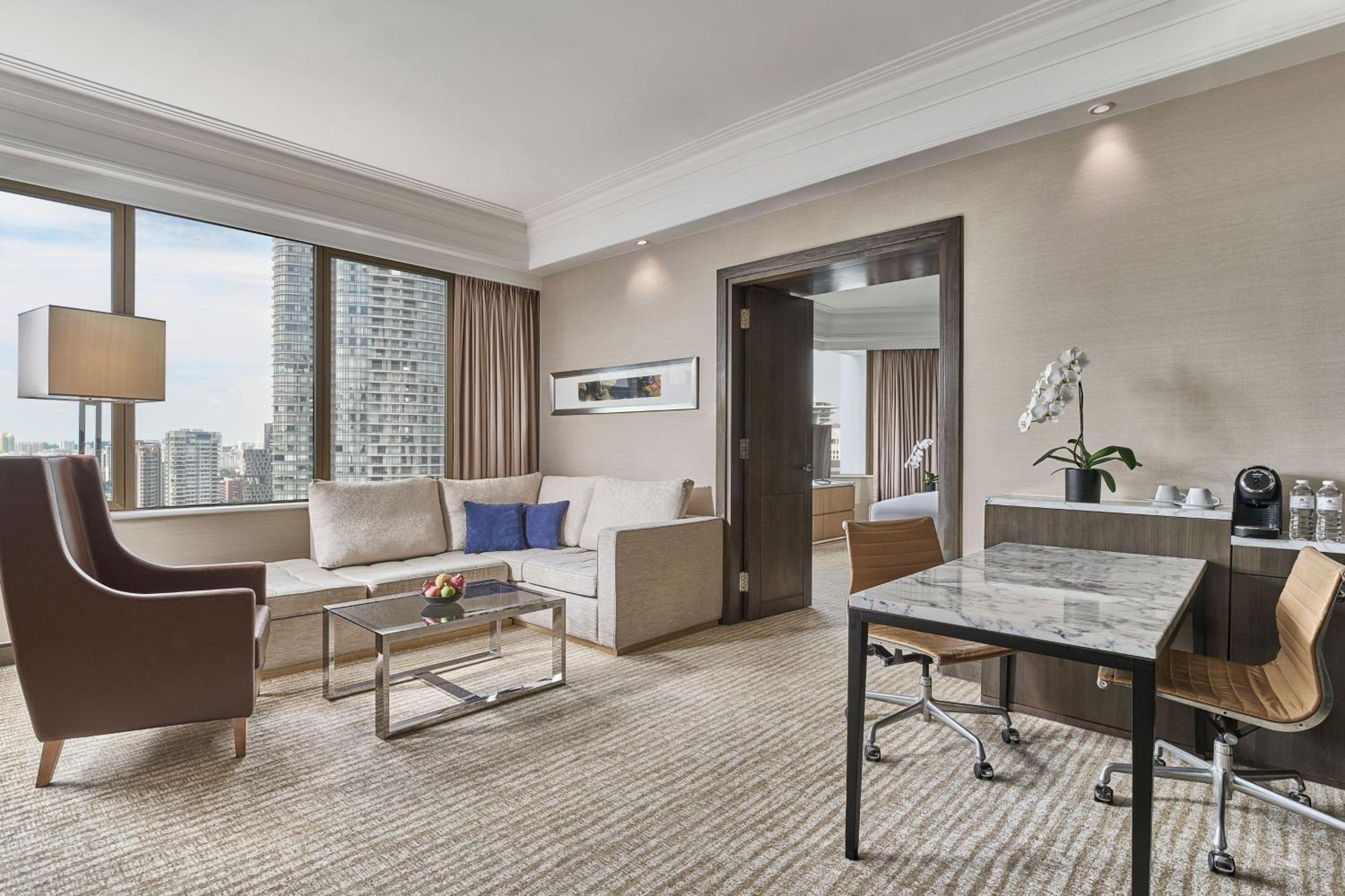 Executive Suite Room, High Floor, Club Lounge Access