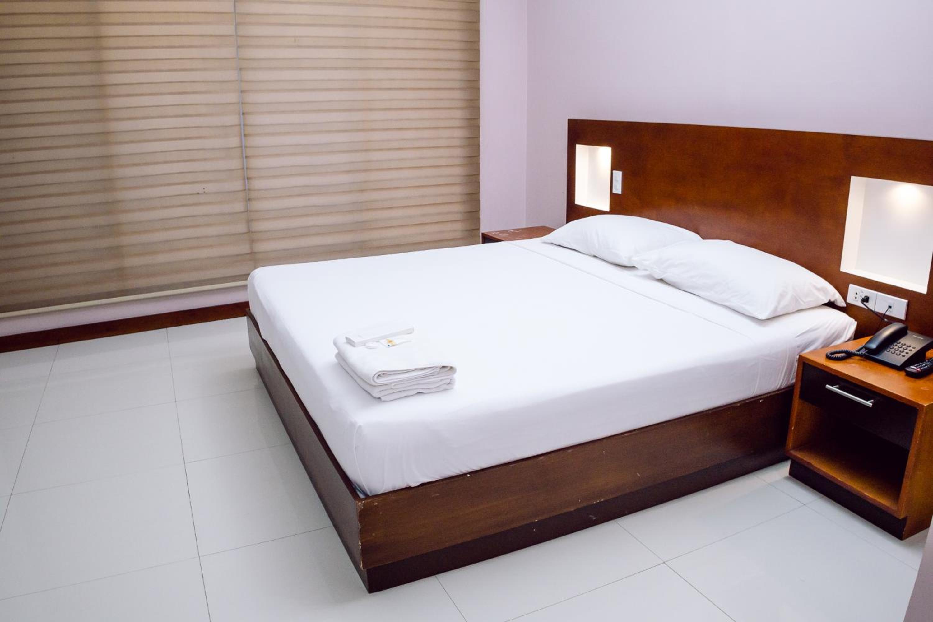 Deluxe Room - Photo 1
