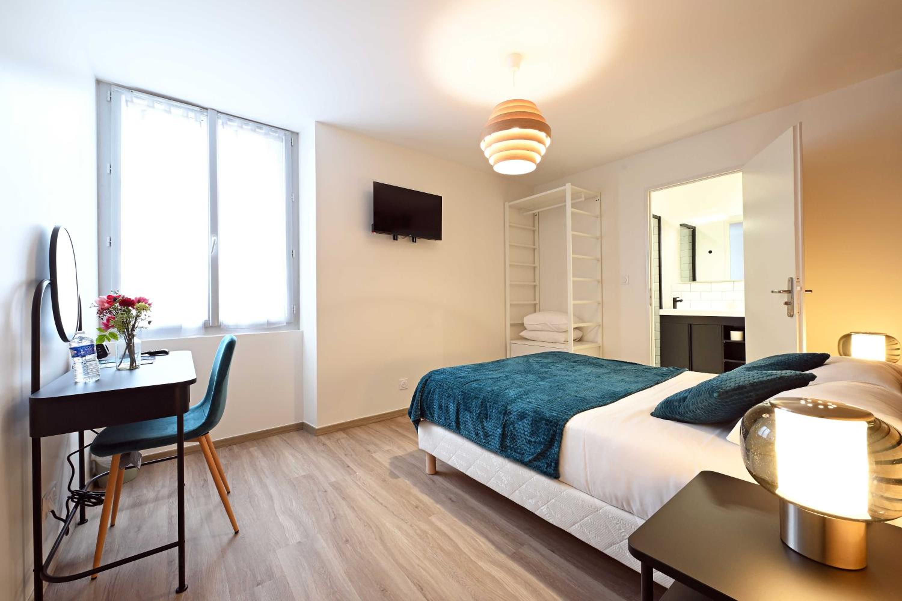 Double Room - Standard photo 2