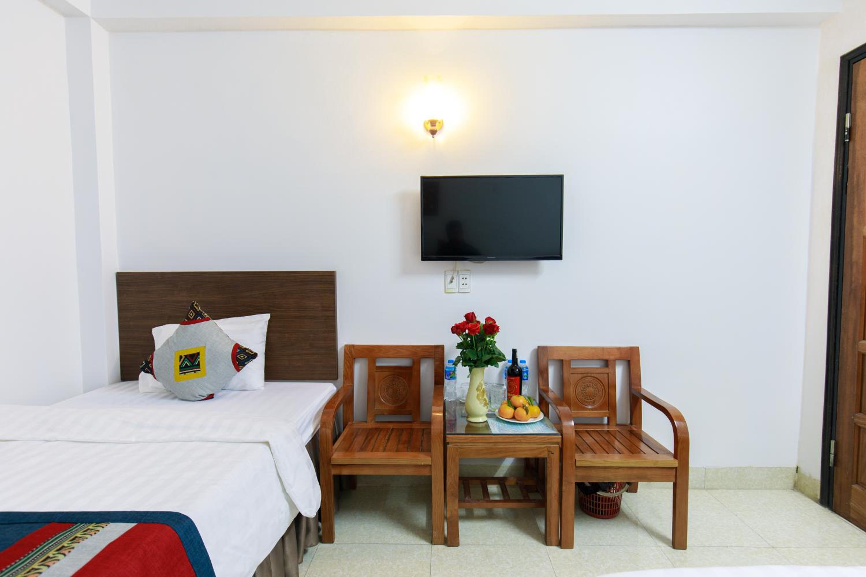 Deluxe Triple Room - Photo 8