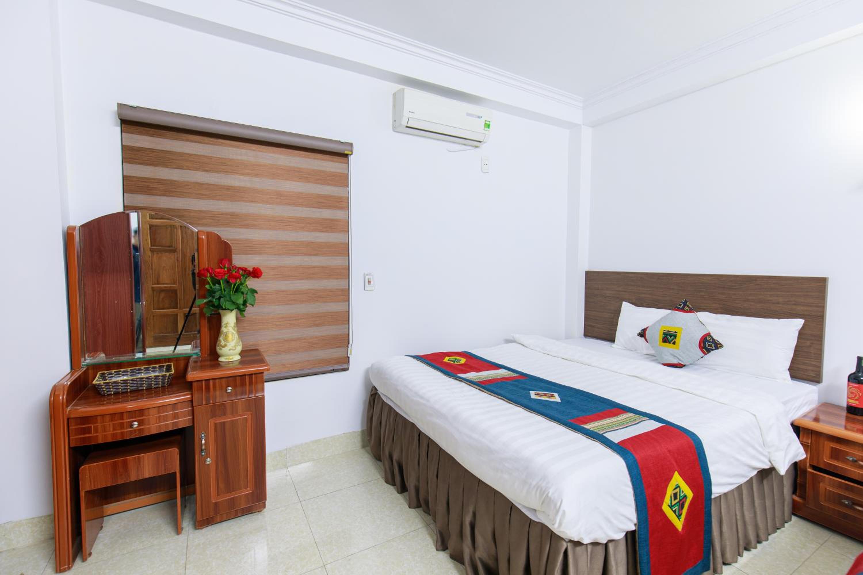 Deluxe Family Room - Photo 7