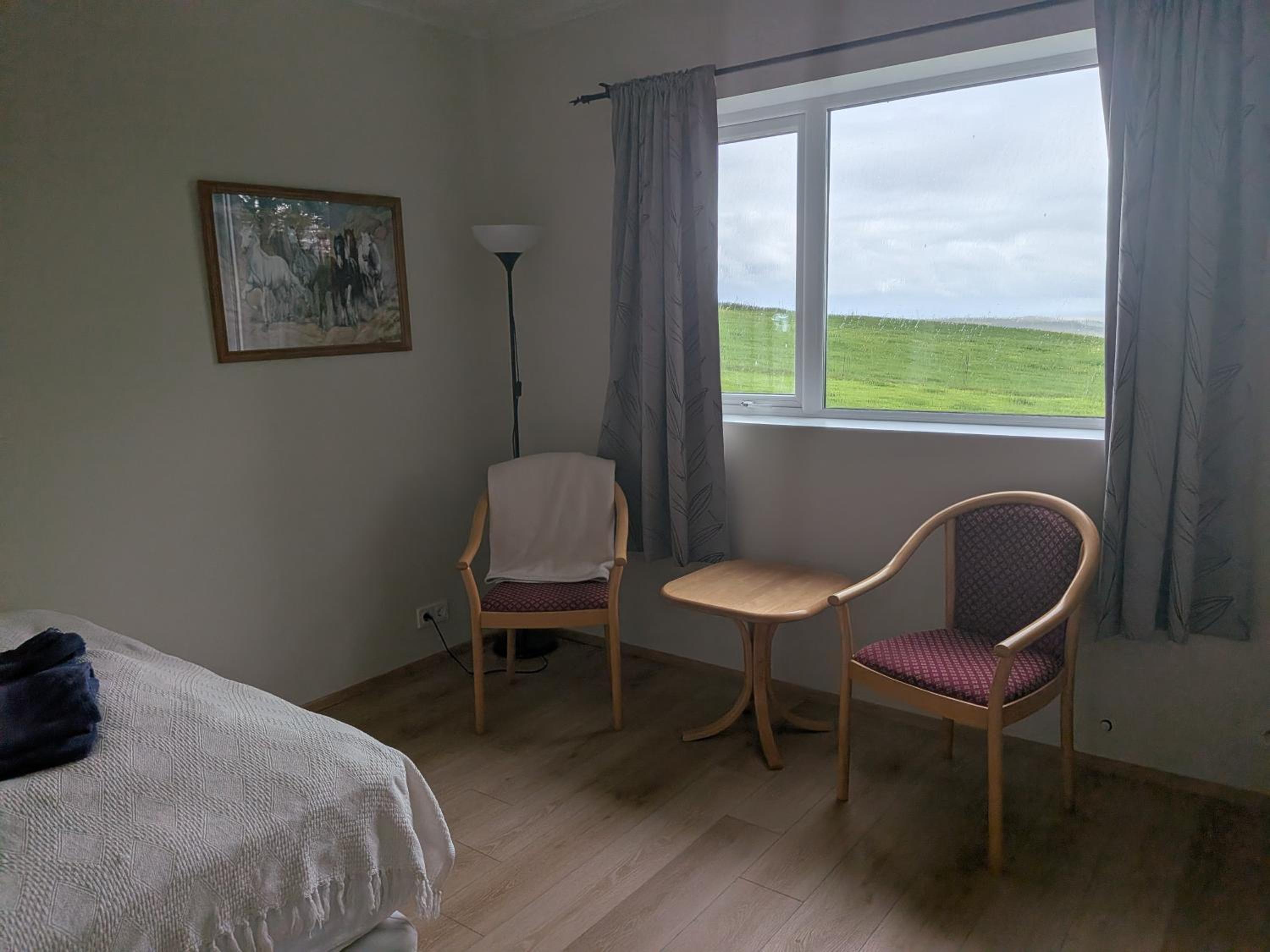 Deluxe Two-Bedroom Apartment with Garden View photo 1