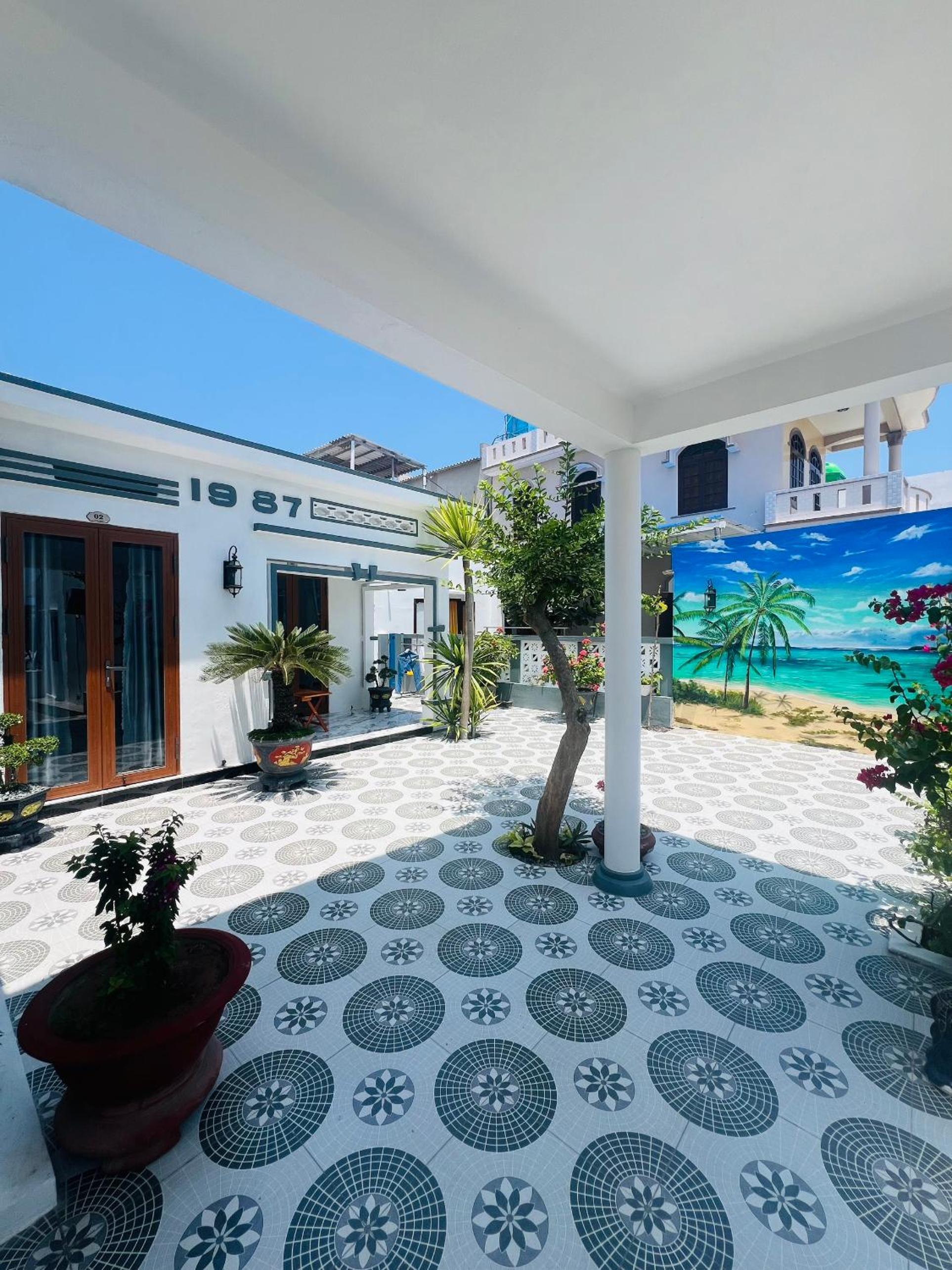 Double or Twin Room with Sea View photo 2