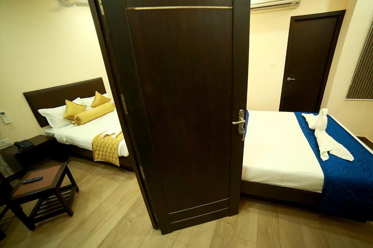 Standard Double or Twin Room - Photo 3