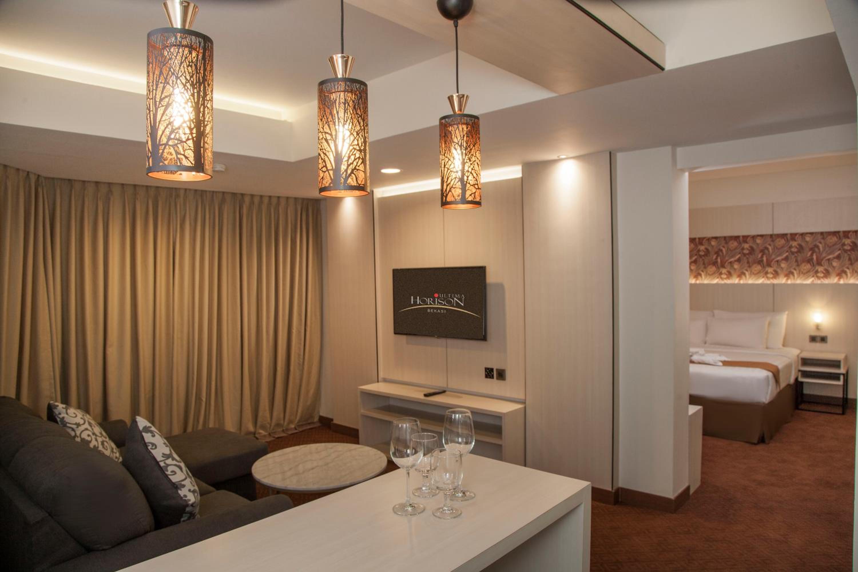 Suite with Balcony photo 2