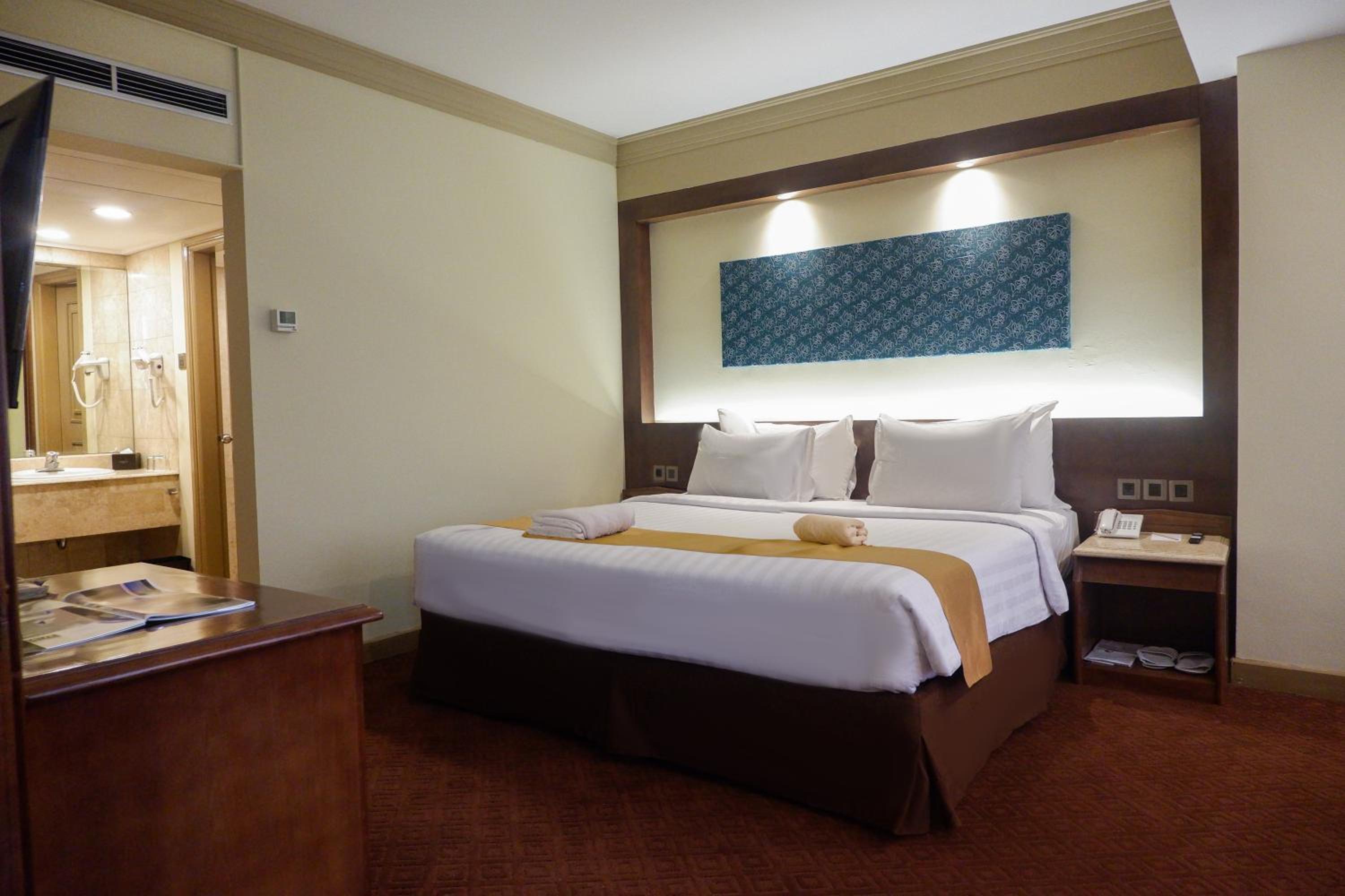 Business Suite photo 1