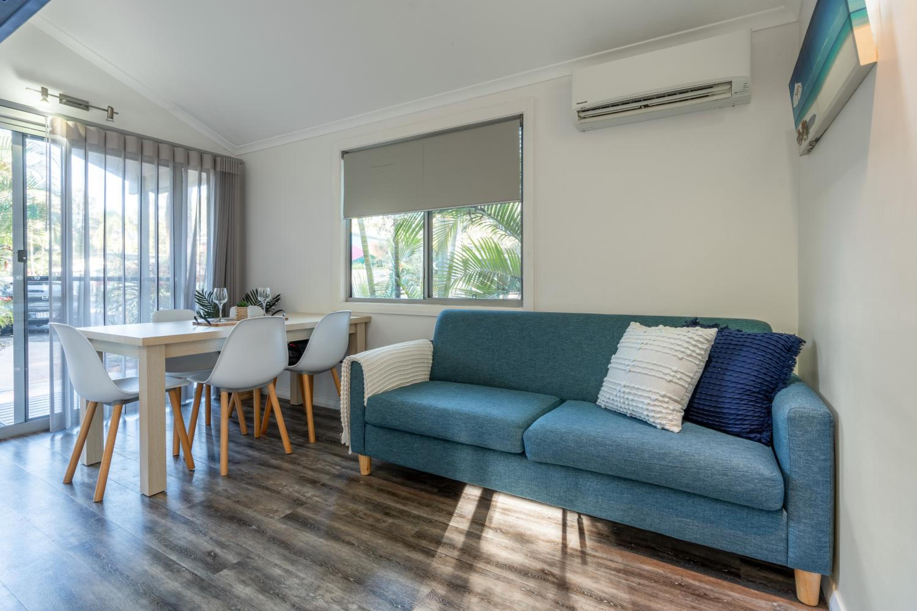 Poolside Hut (2BR) photo 2