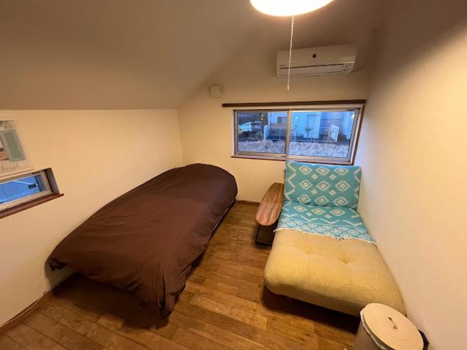 Twin Room with Private External Bathroom
