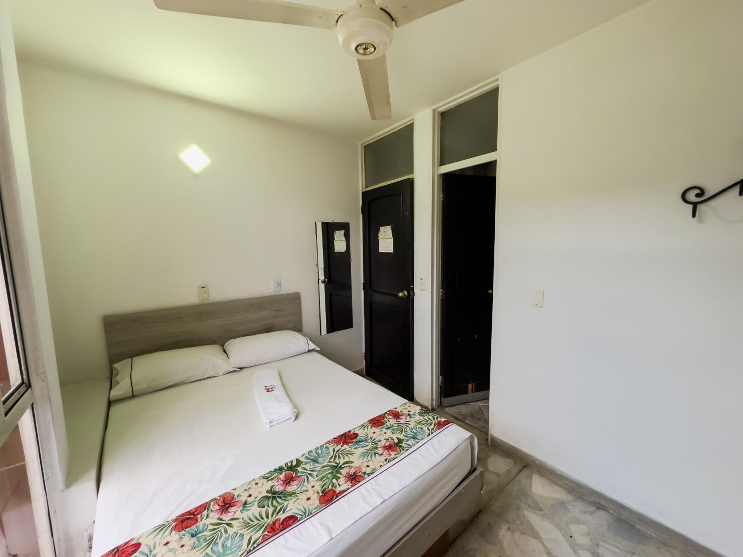 Double Room - Photo 4