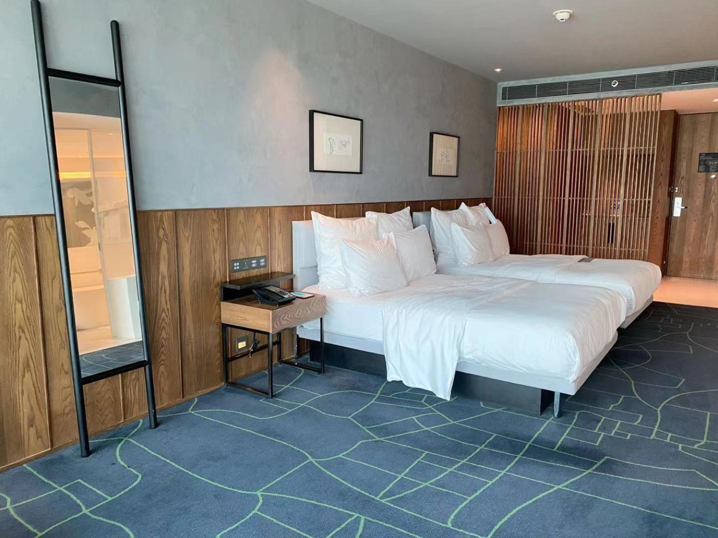 Club Double Room with Two Double Beds - Club Level