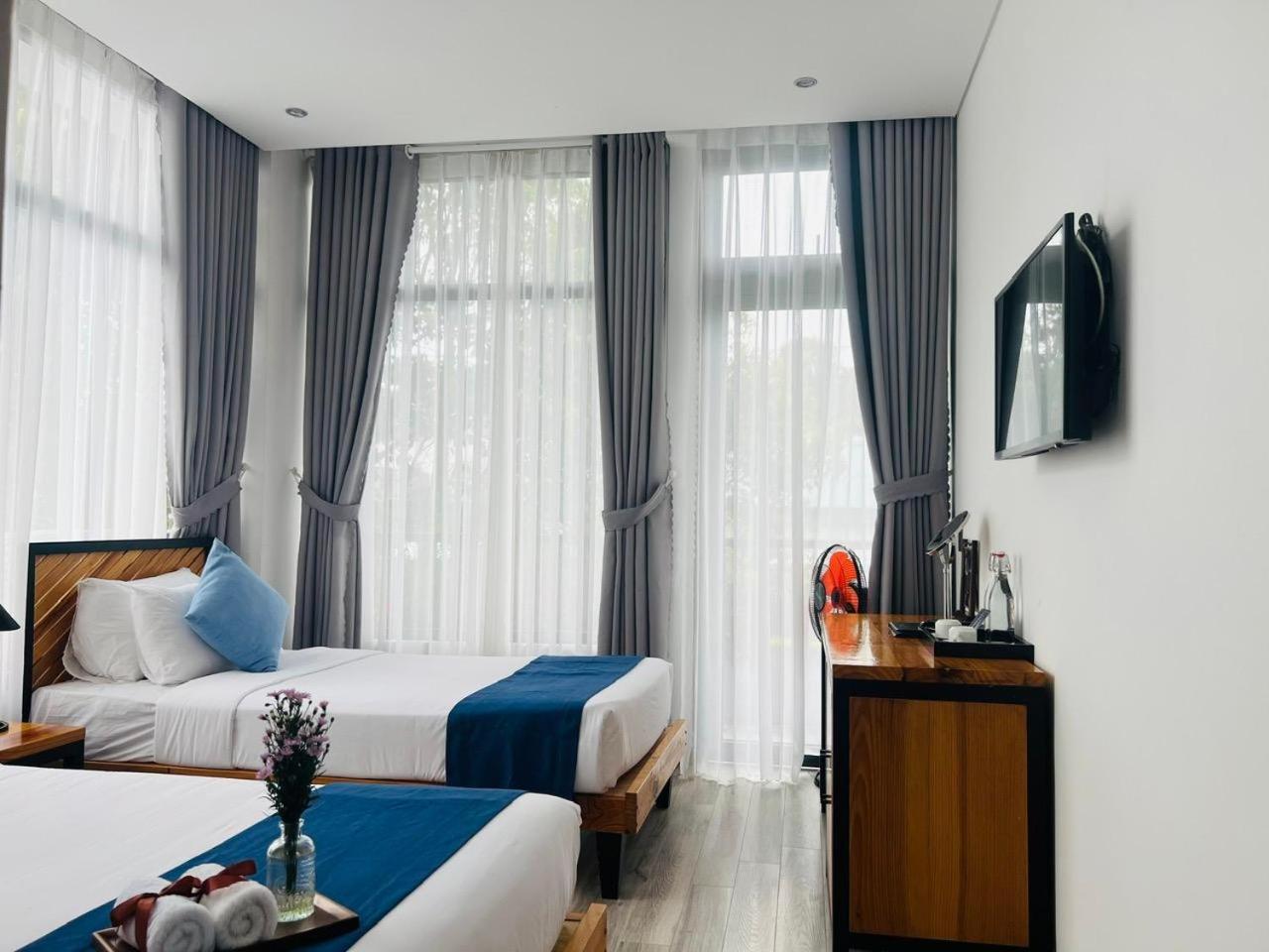 Standard Twin Room - Photo 1