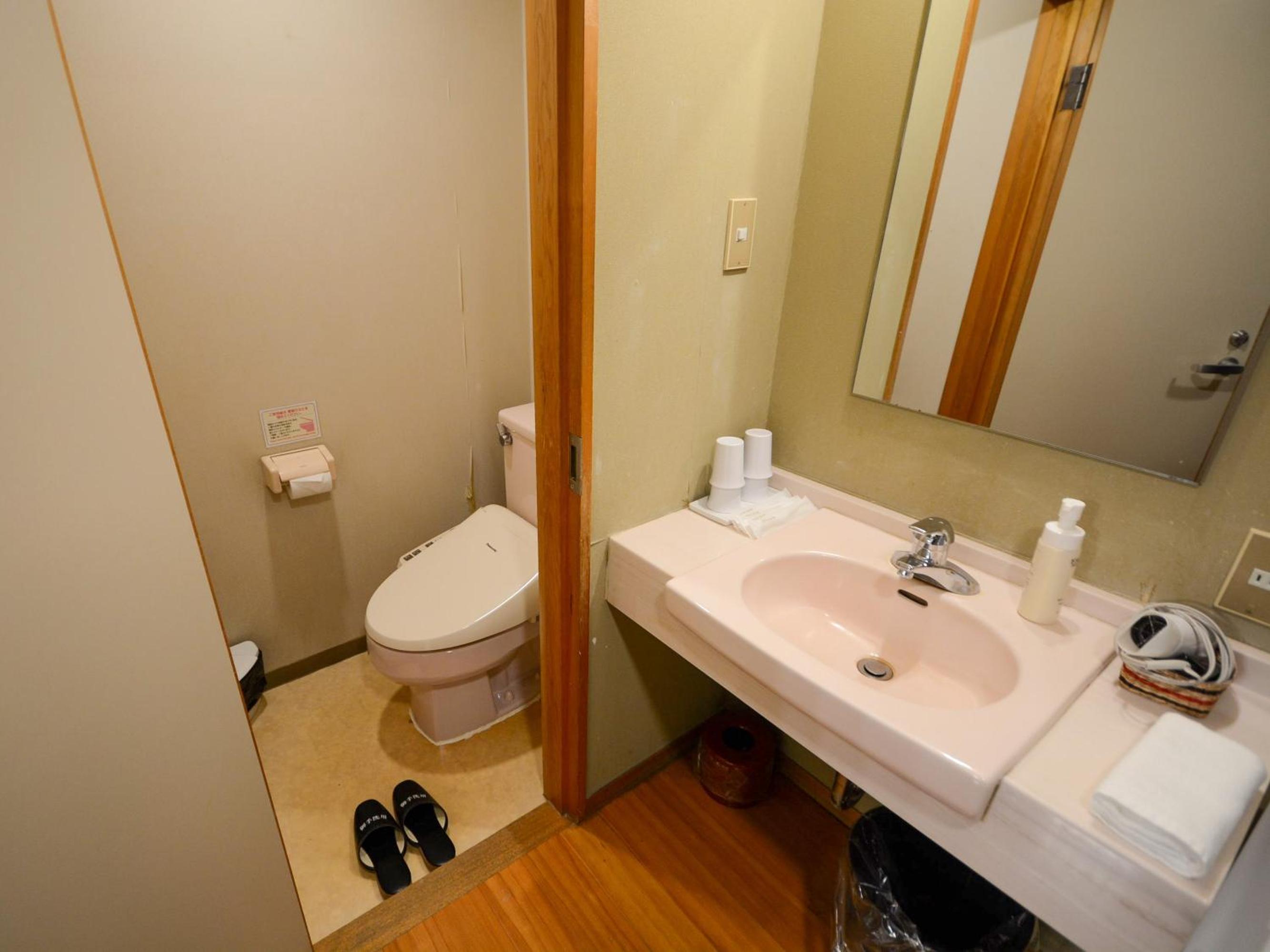 Japanese-Style Quadruple Room - New Wing photo 3
