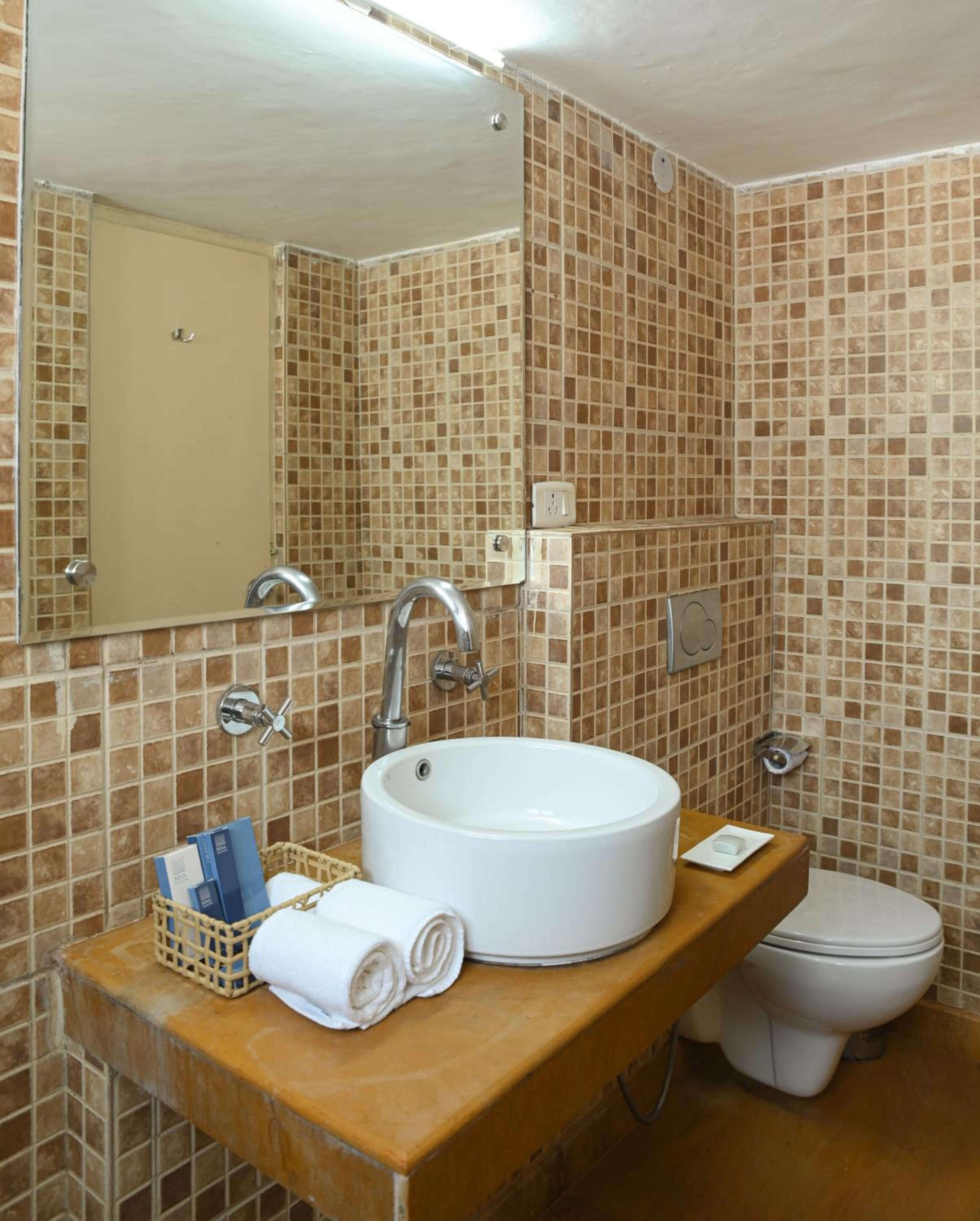 Deluxe Room - Photo 3