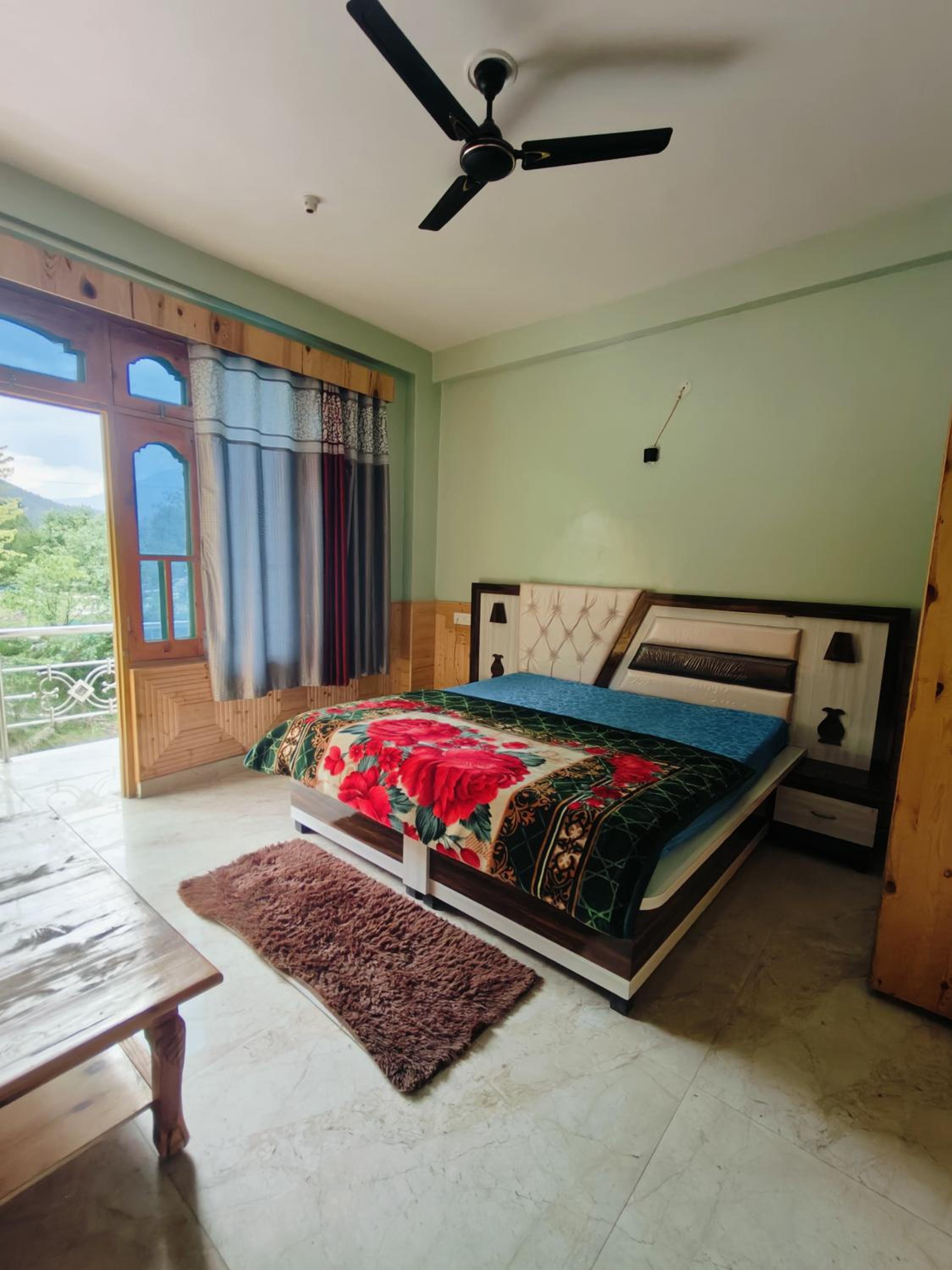 Deluxe Double Room With Balcony