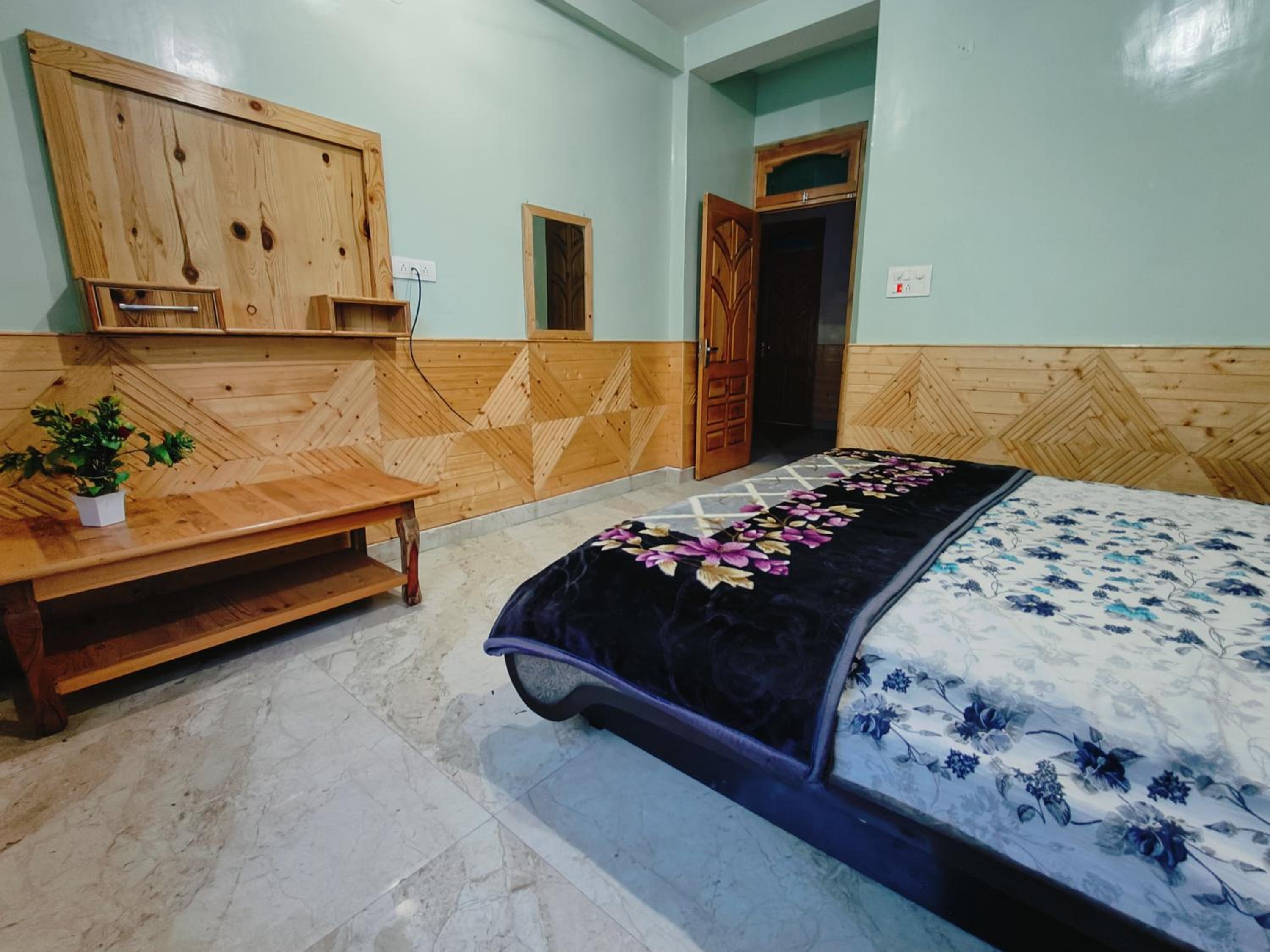 Double Room With Private Bathroom