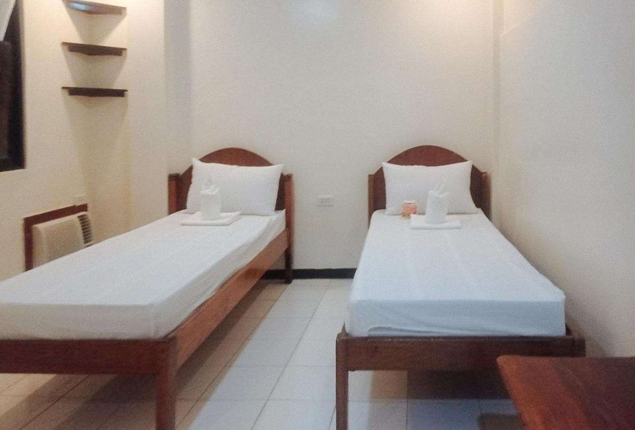 Twin Room - Photo 4