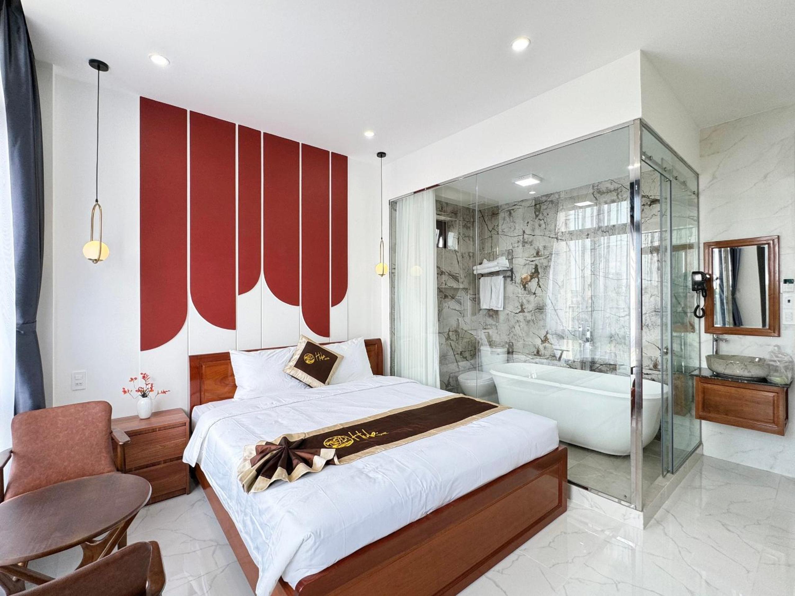 King Room with Balcony