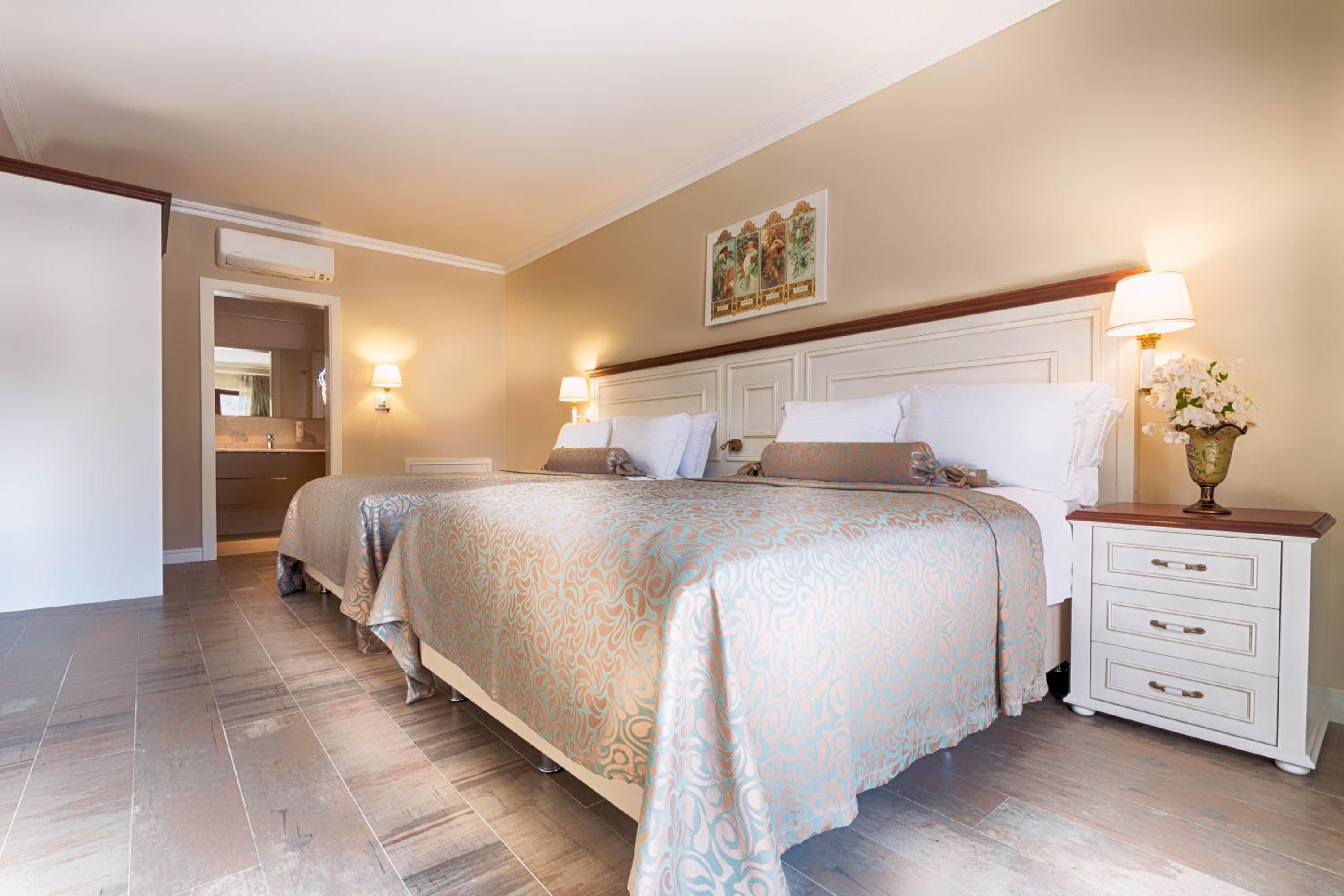 Superior Double Room with Terrace - Photo 3