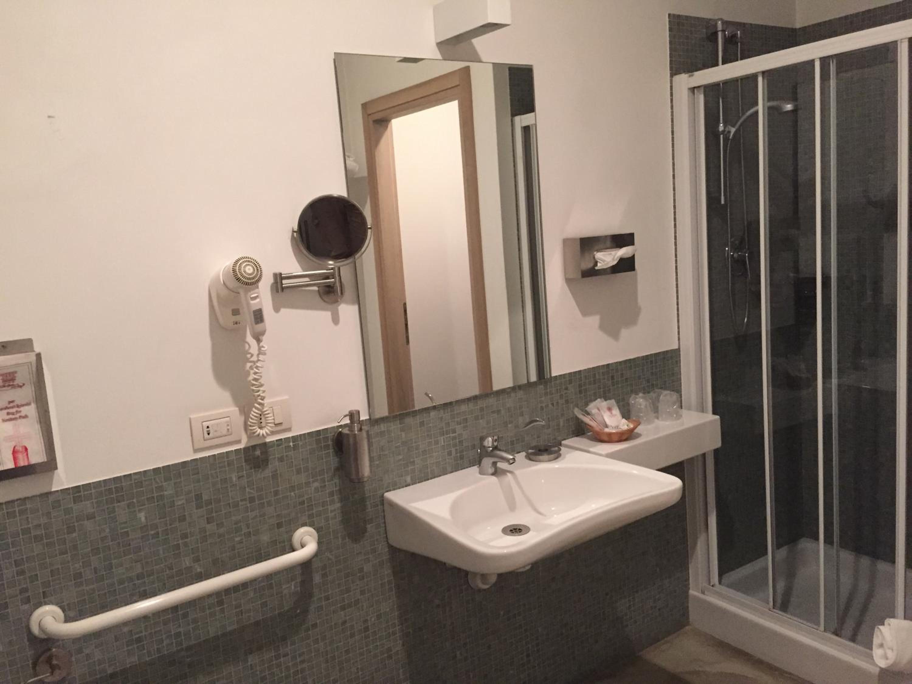 Triple Room - Photo 5