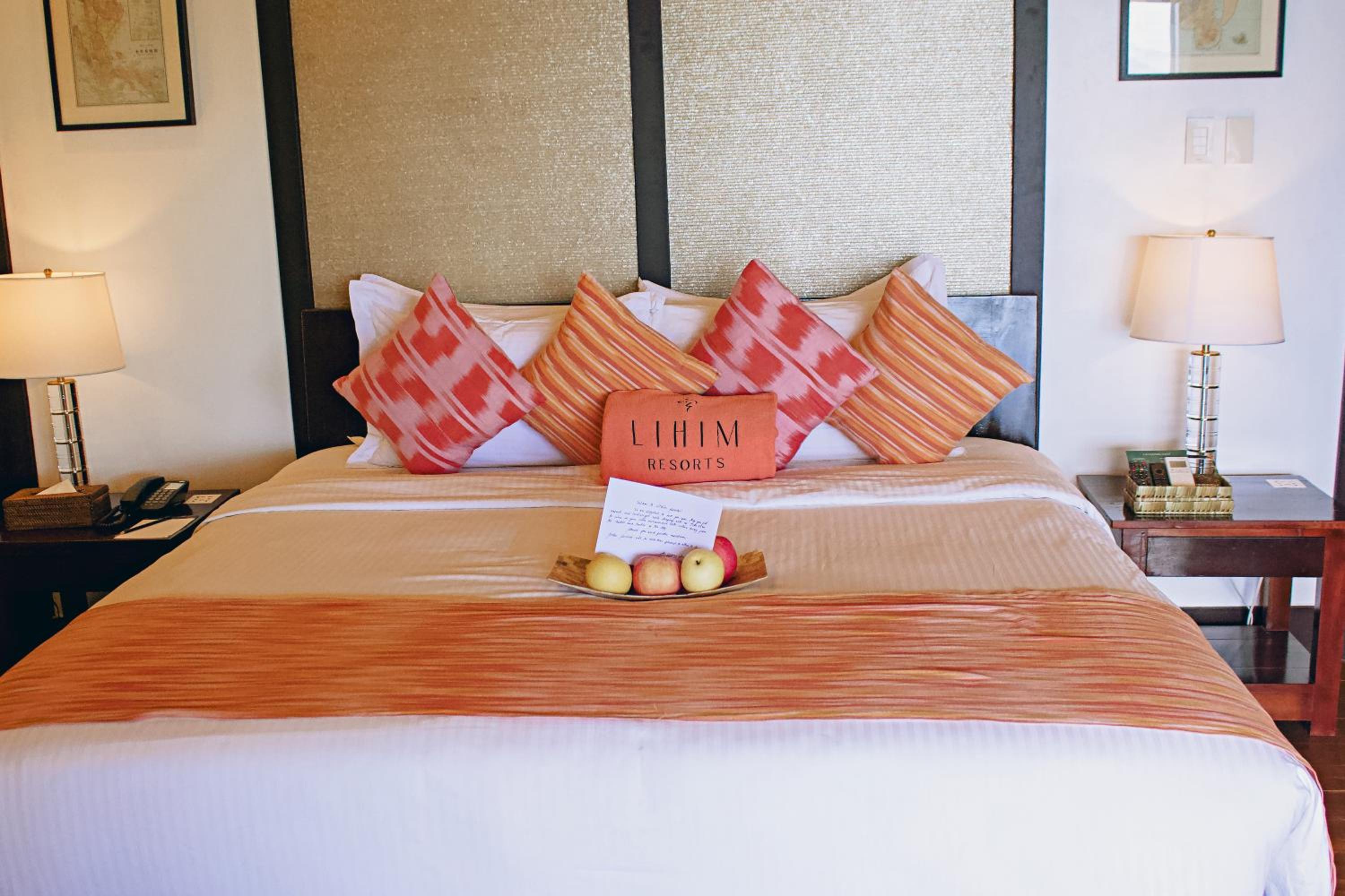 One Bedroom Premium Villa with Jacuzzi with Free Roundtrip Lio Airport Transfers and Butler Service - Photo 2