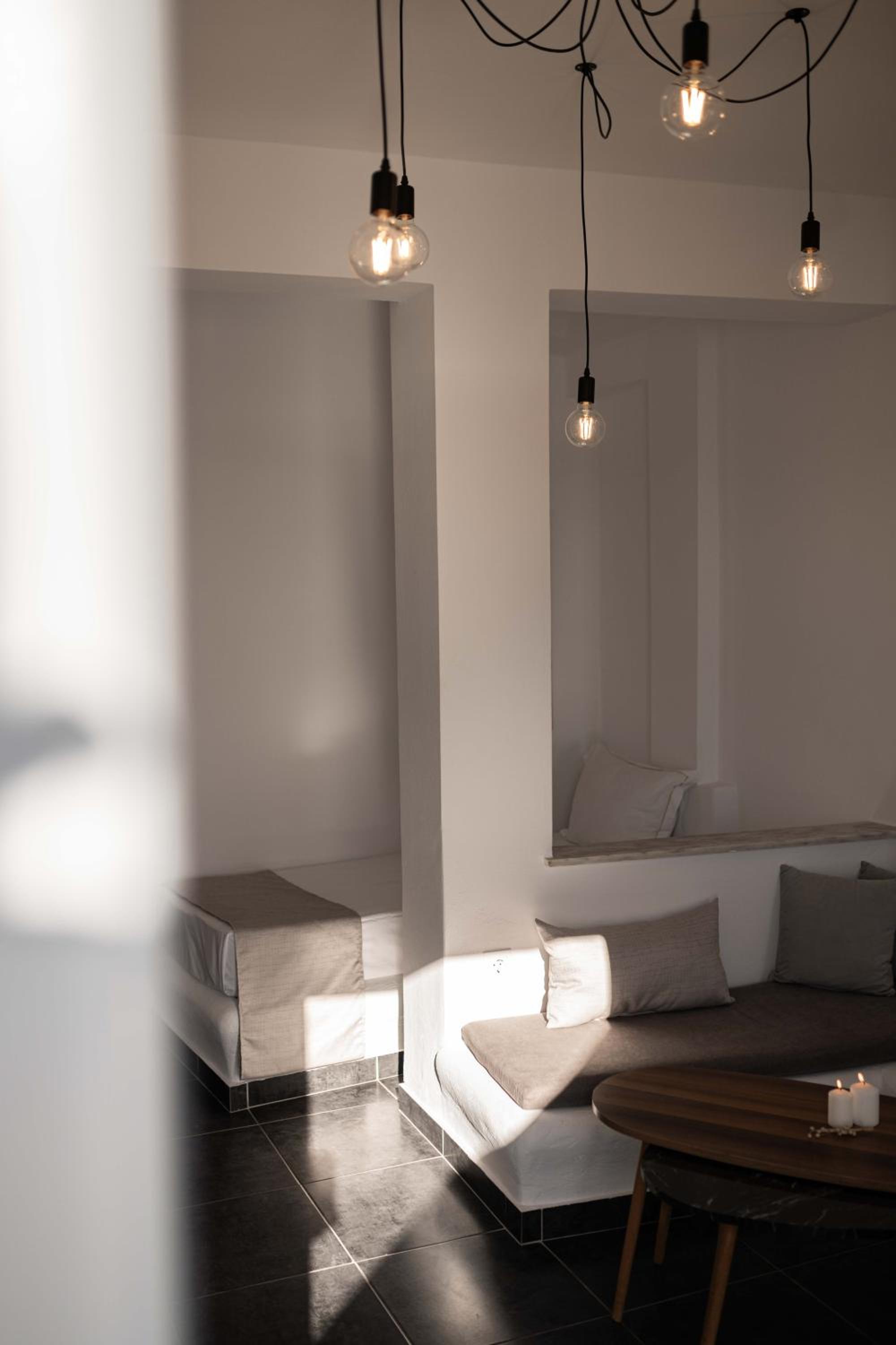 Junior Suite with Caldera View - Photo 1