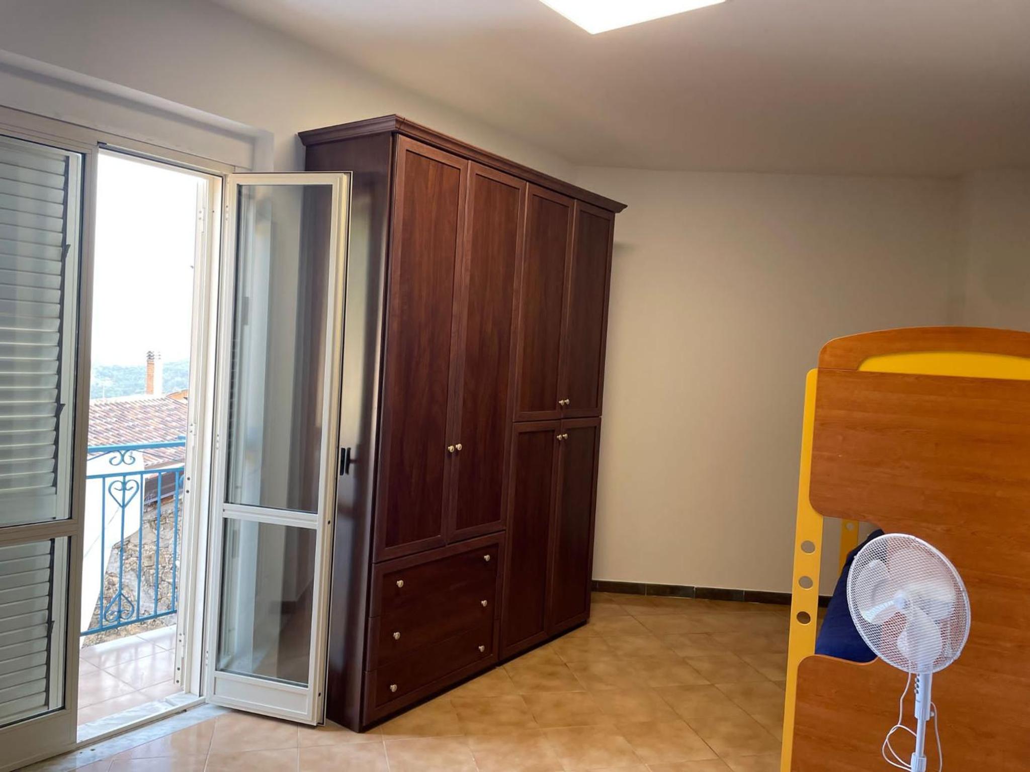 Family Room with Private Bathroom photo 1