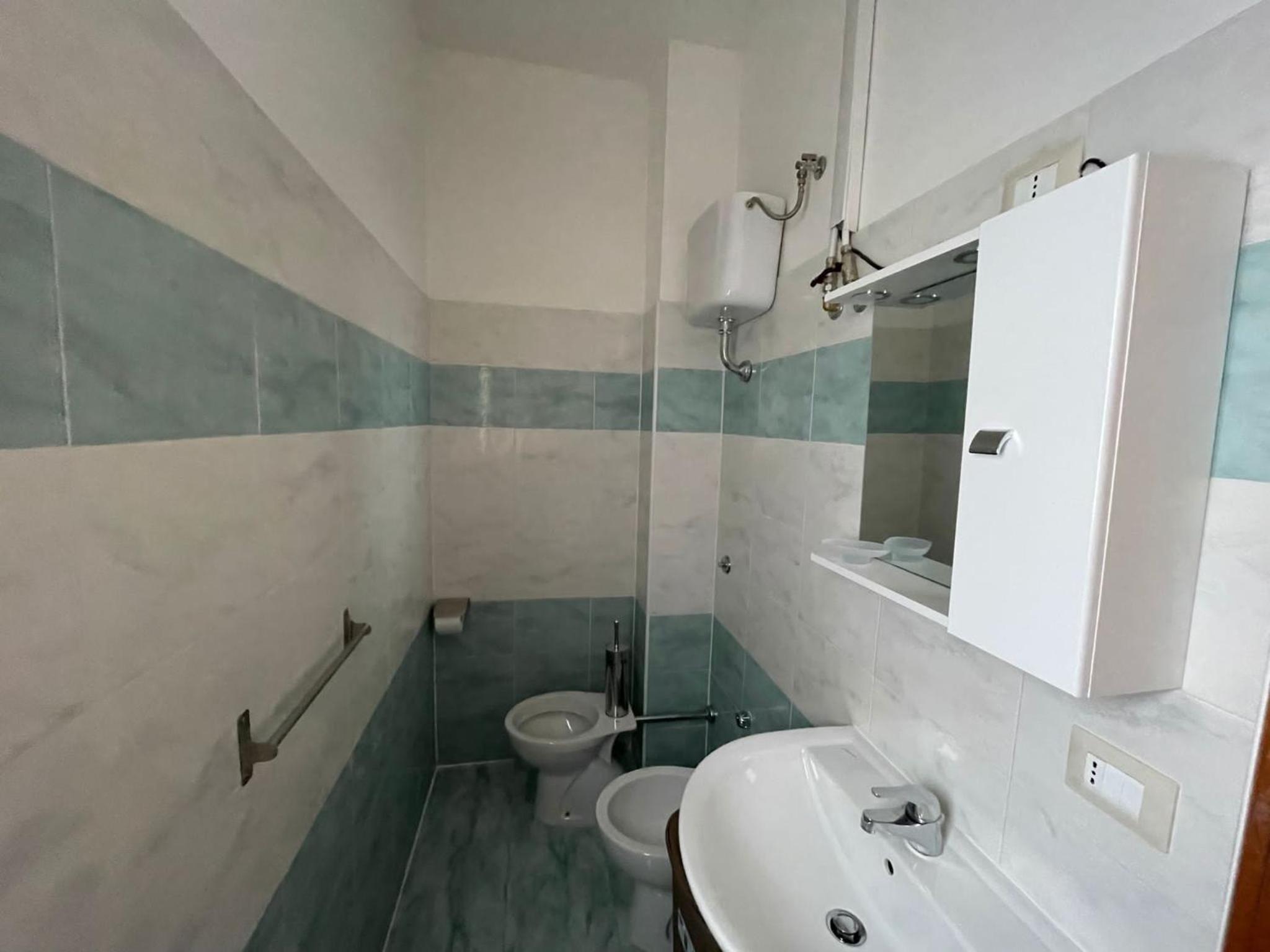 Family Room with Private Bathroom photo 3