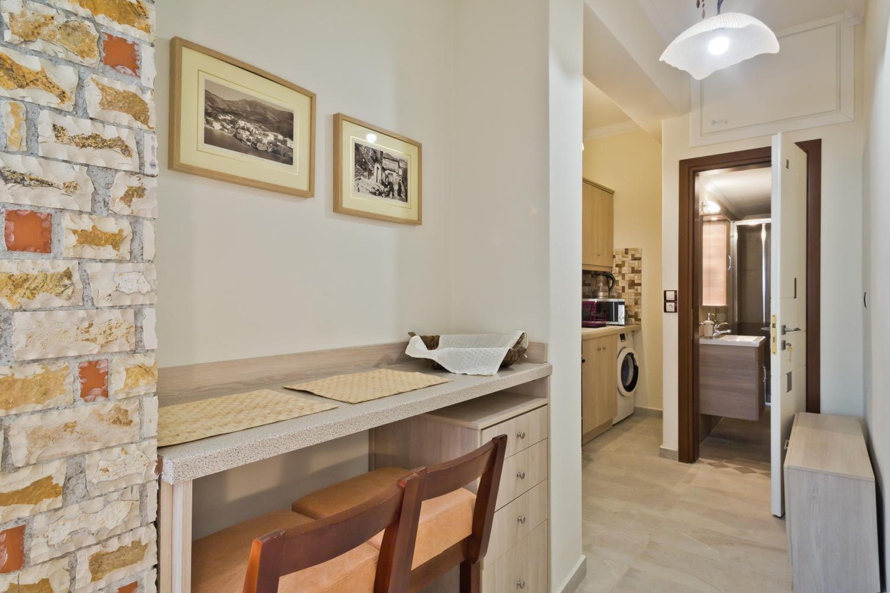 Studio with Terrace - Photo 8