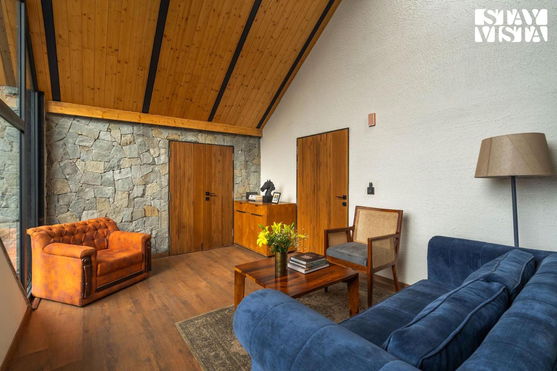 Three-Bedroom Villa photo 1