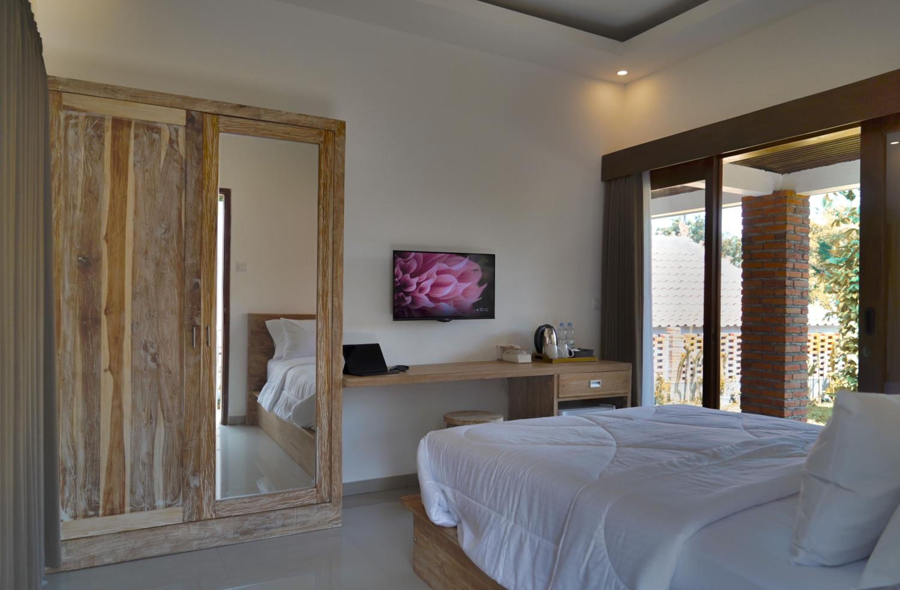 Deluxe Double Room photo 3