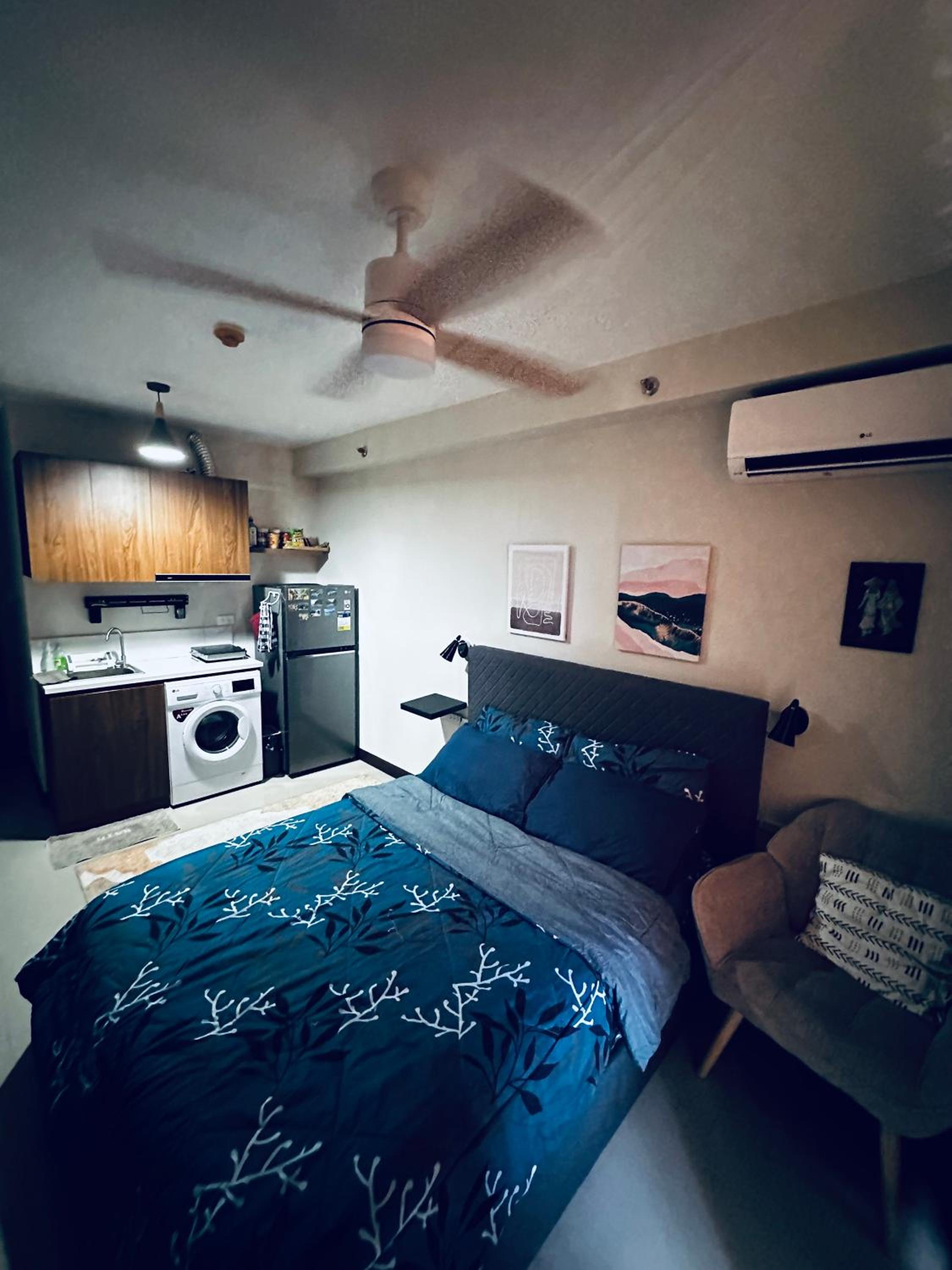 One-Bedroom Apartment photo 3