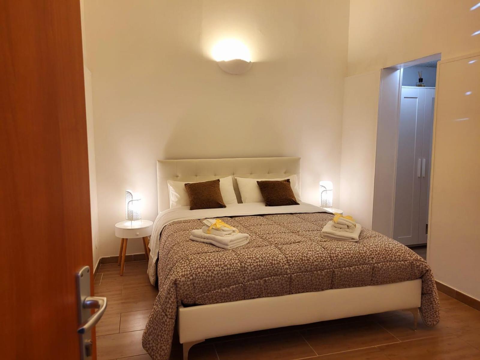 Double Room - Photo 3