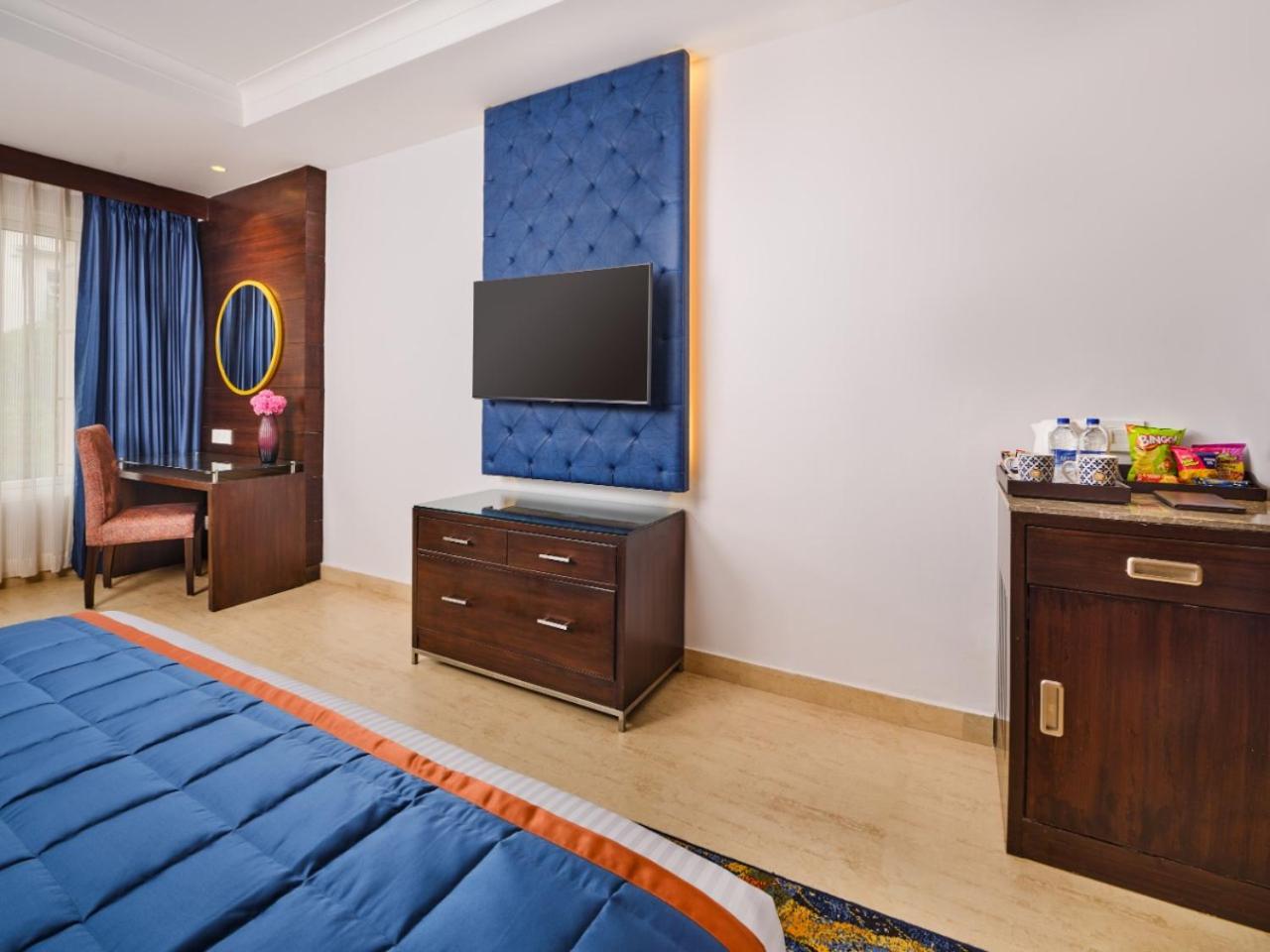Deluxe Room - Drop to Bangaga / Helipad once during the stay - Photo 3