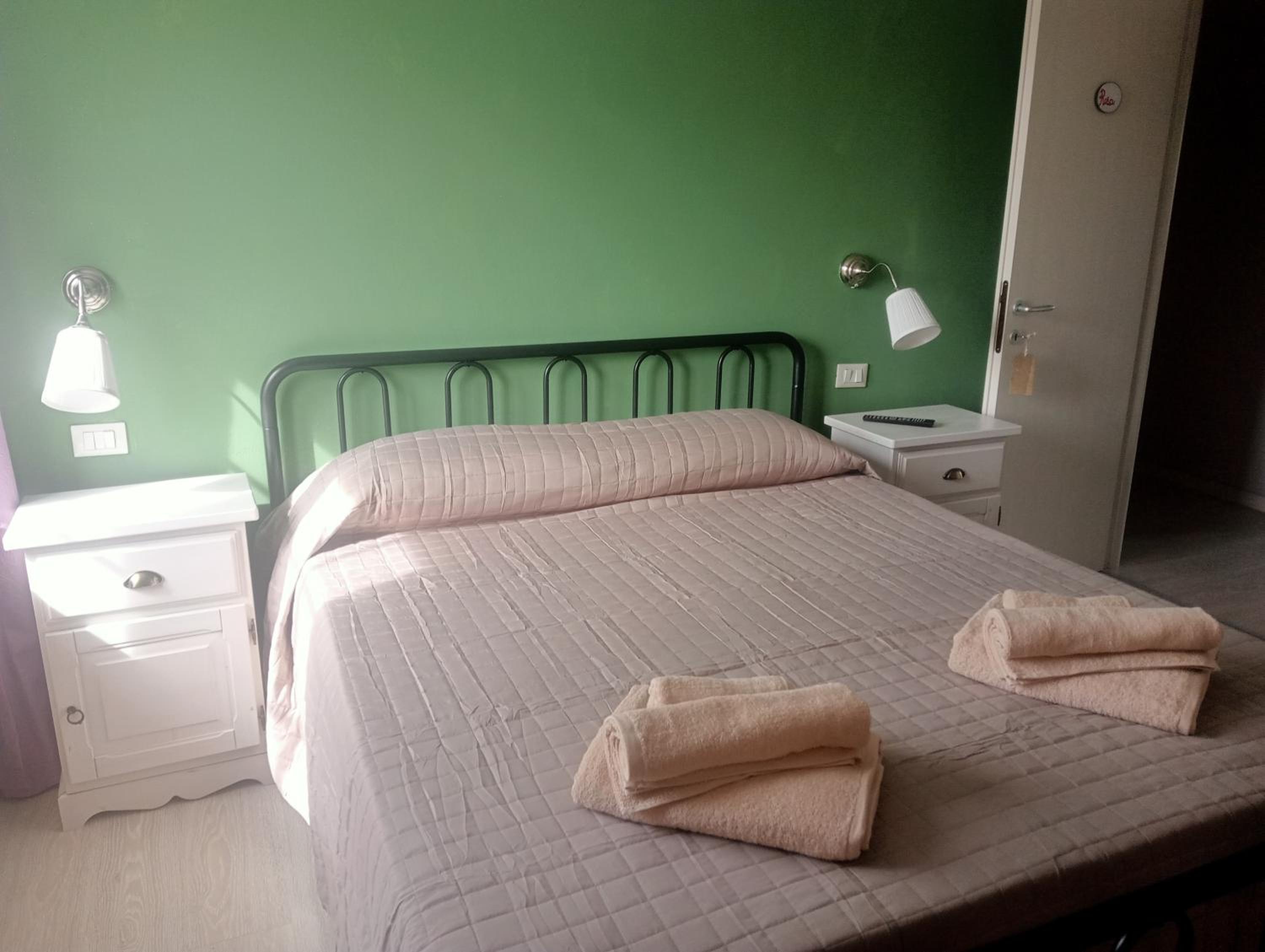 King Room with Pool View photo 1