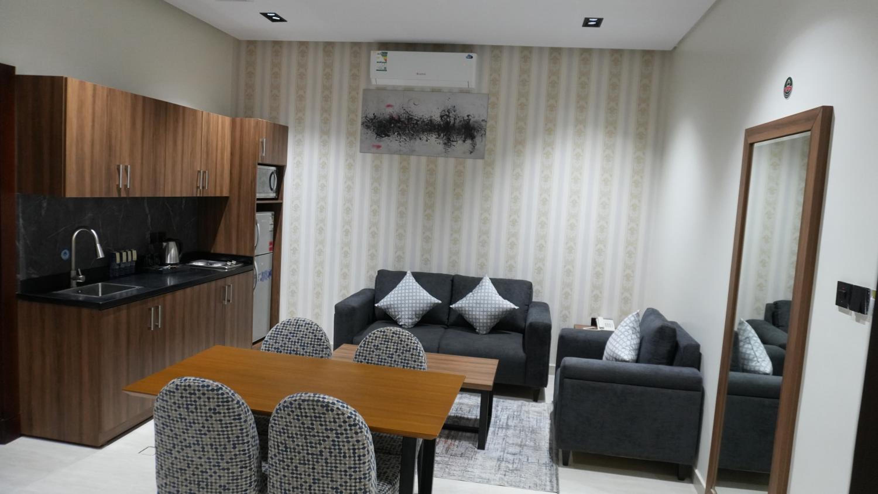 Family Studio