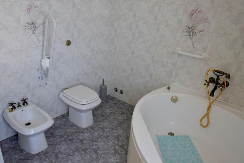 Two-Bedroom House photo 3