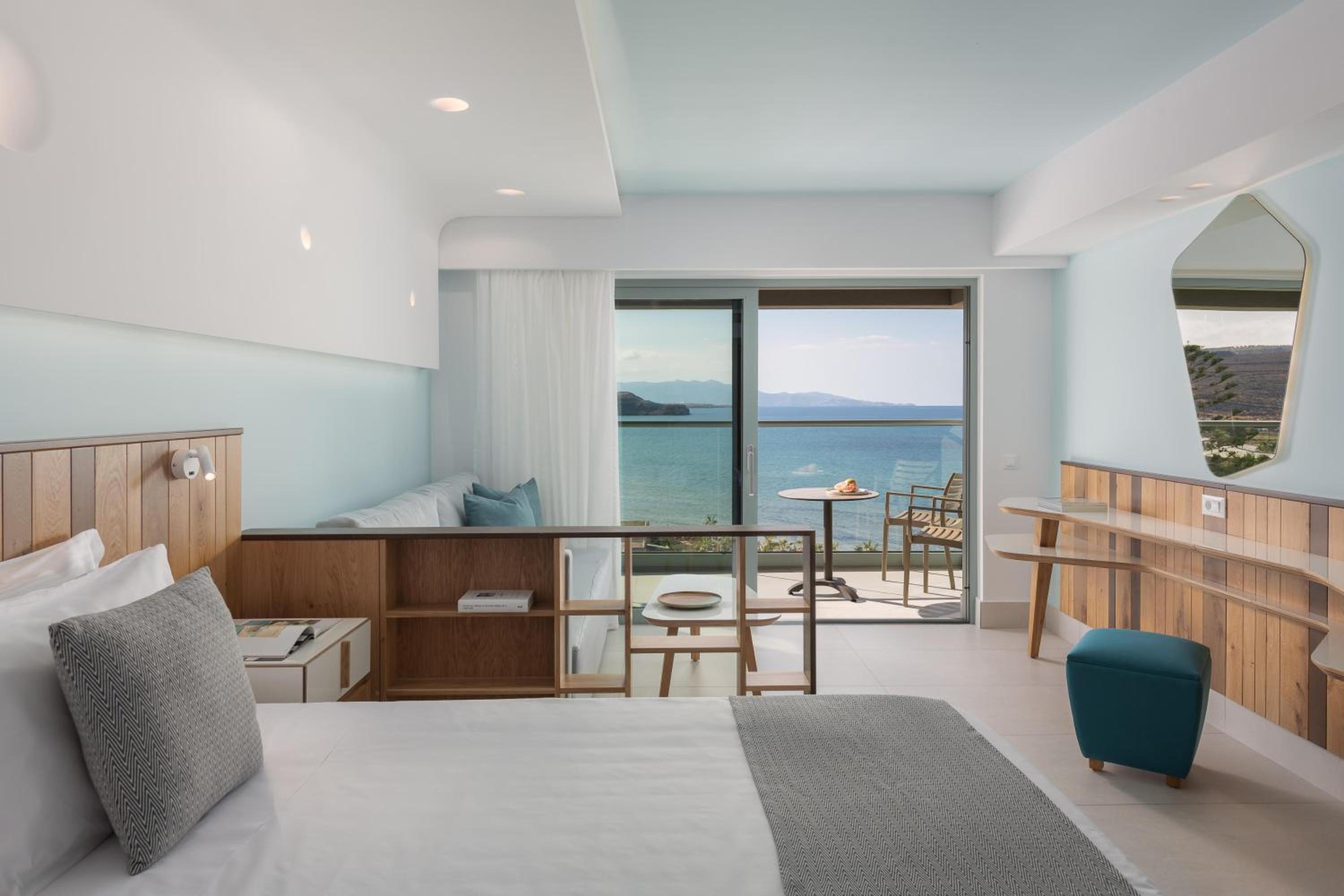 Double or Twin Room with Sea View